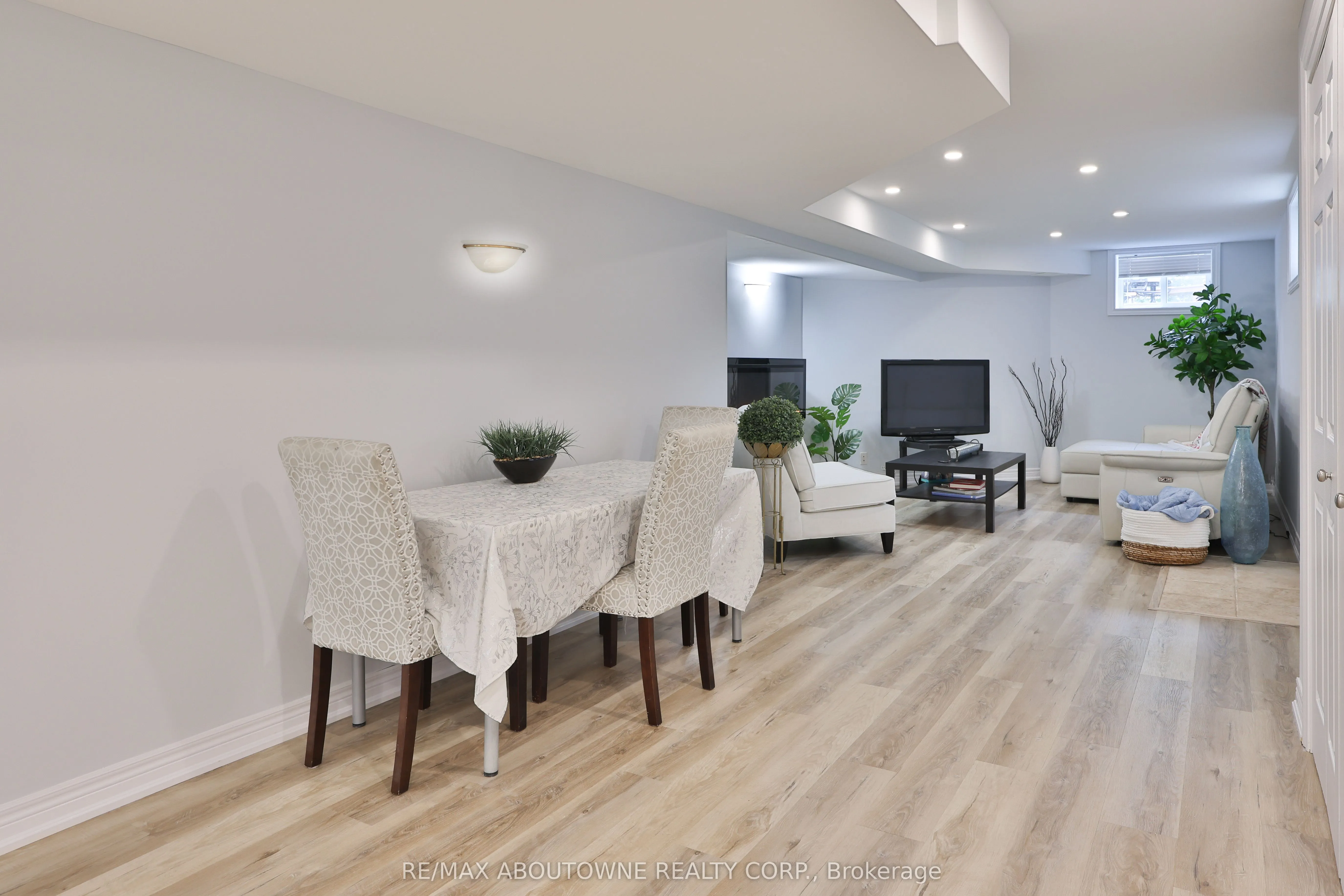 2304 Sovereign Street