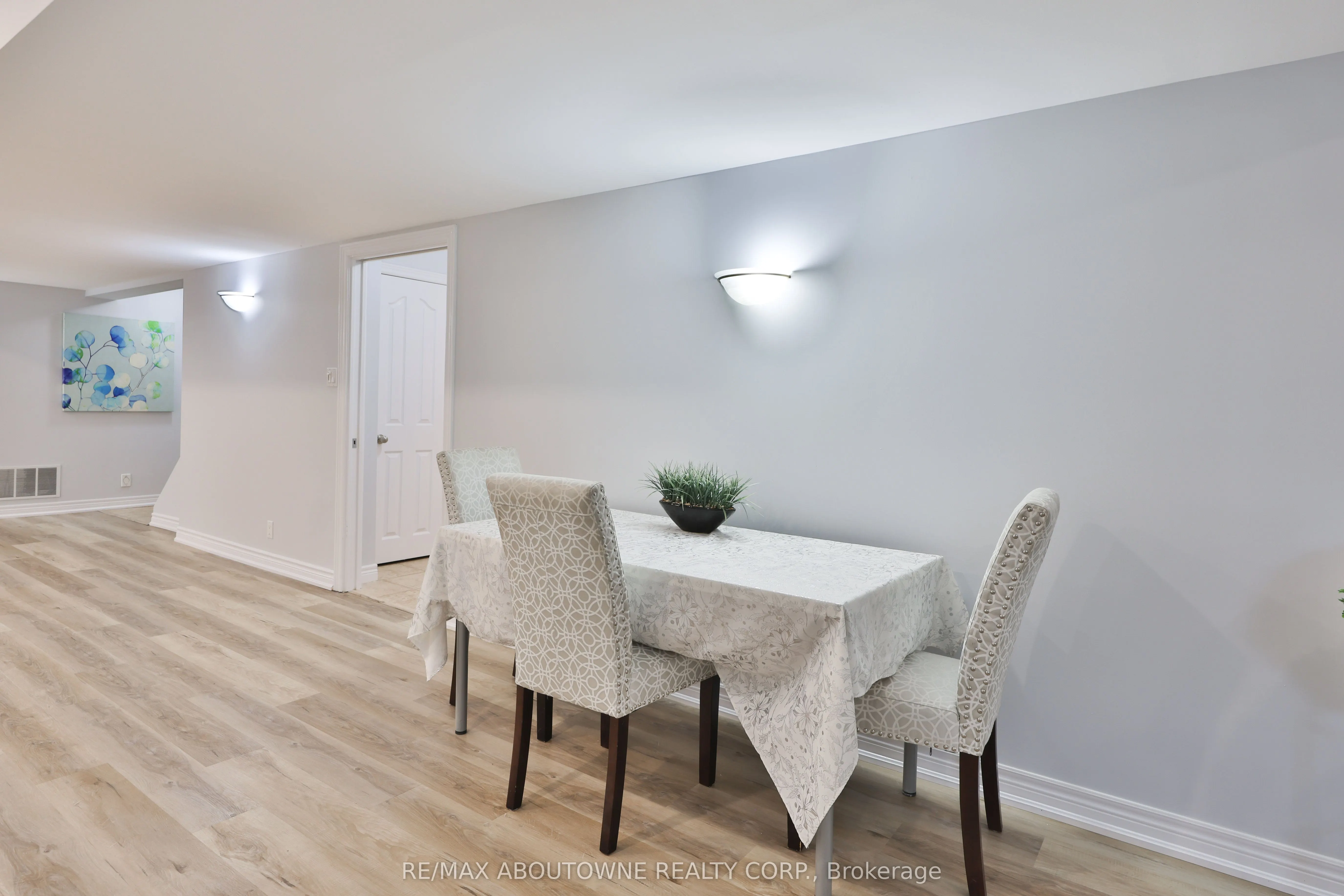 2304 Sovereign Street