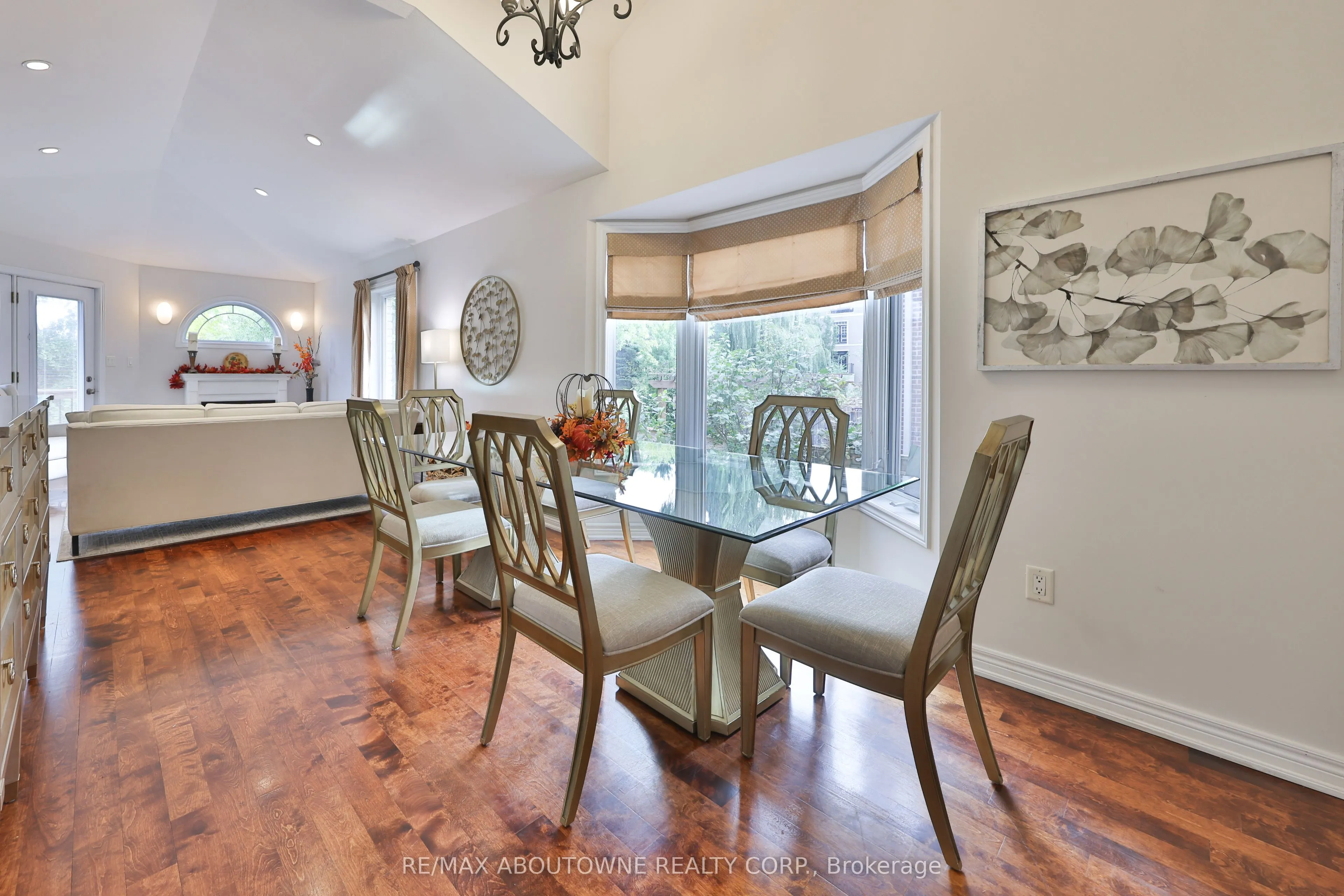 2304 Sovereign Street