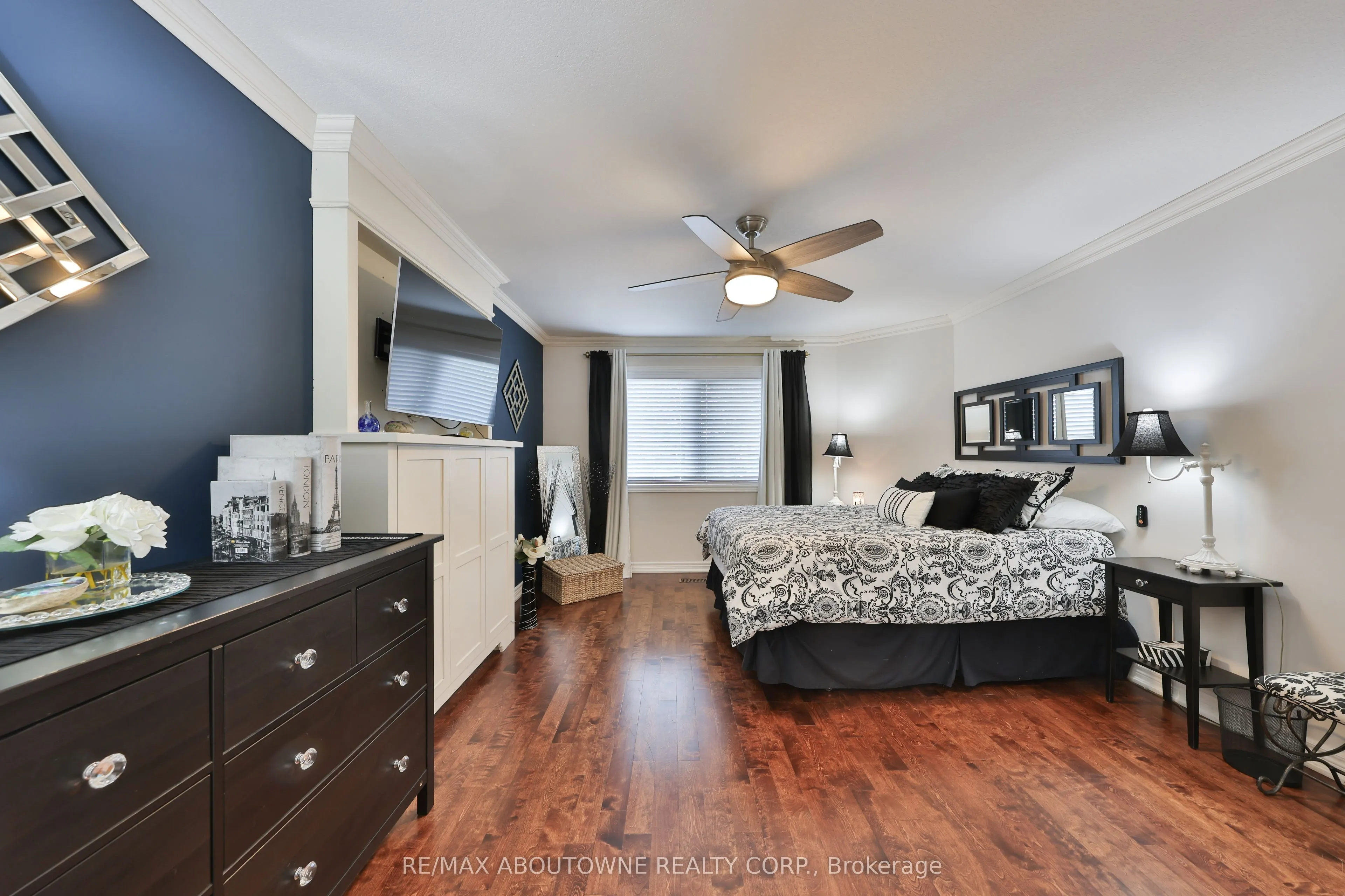 2304 Sovereign Street