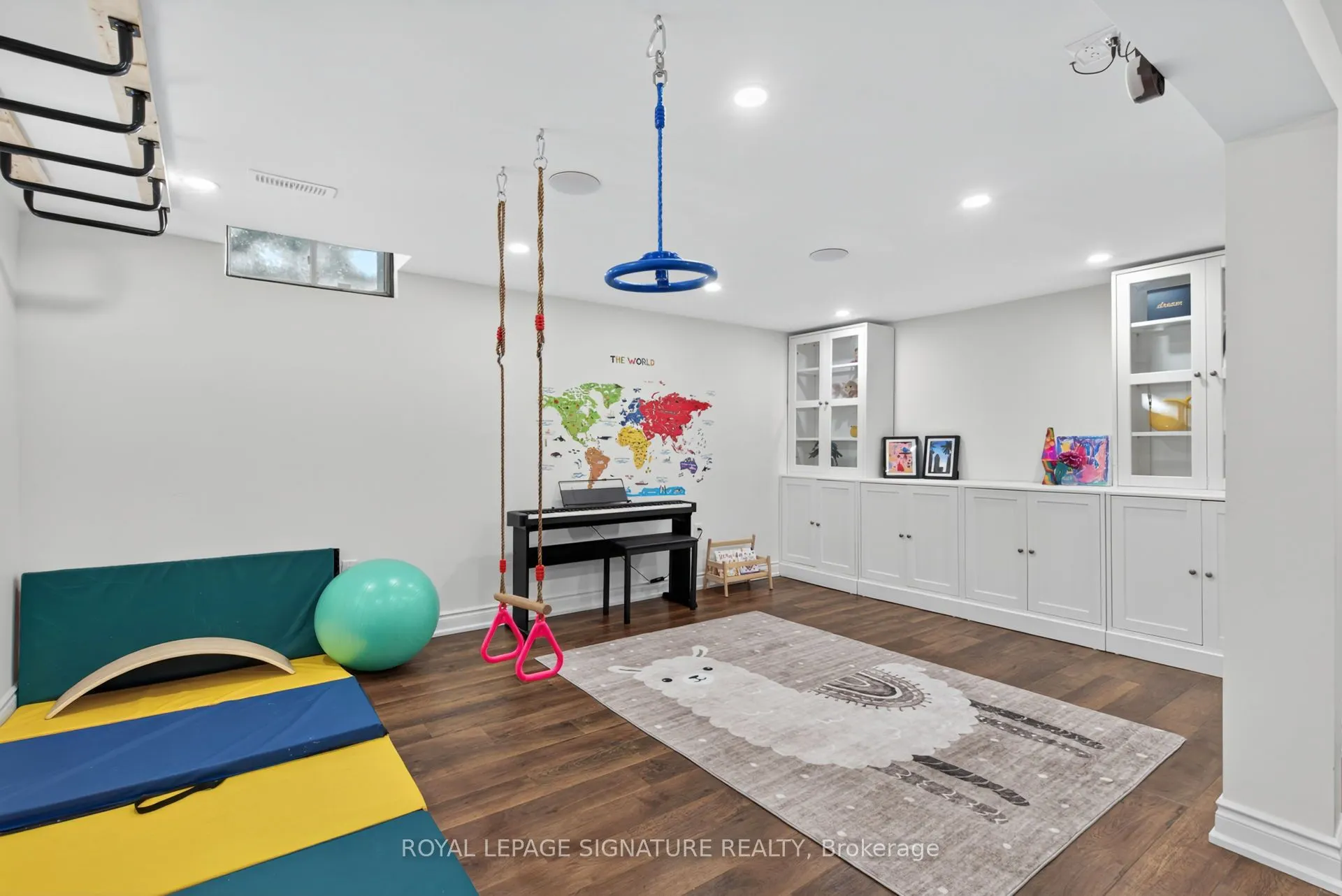 2254 Carol Road