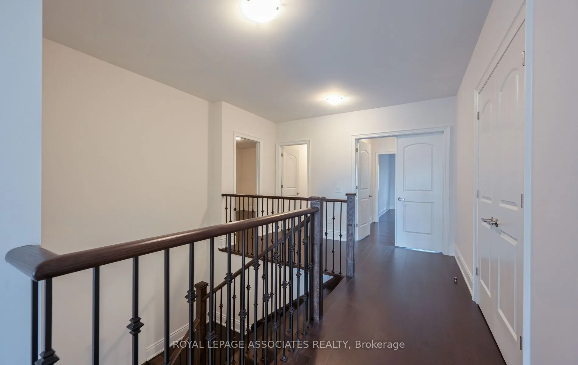 55 Raspberry Ridge Avenue