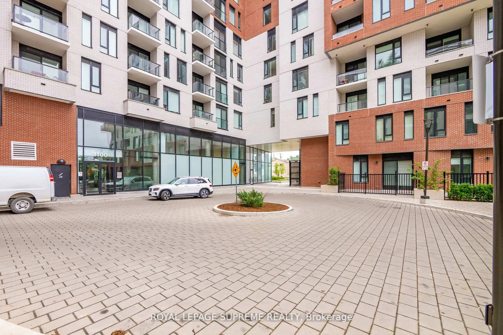 3100 Keele Street, #925