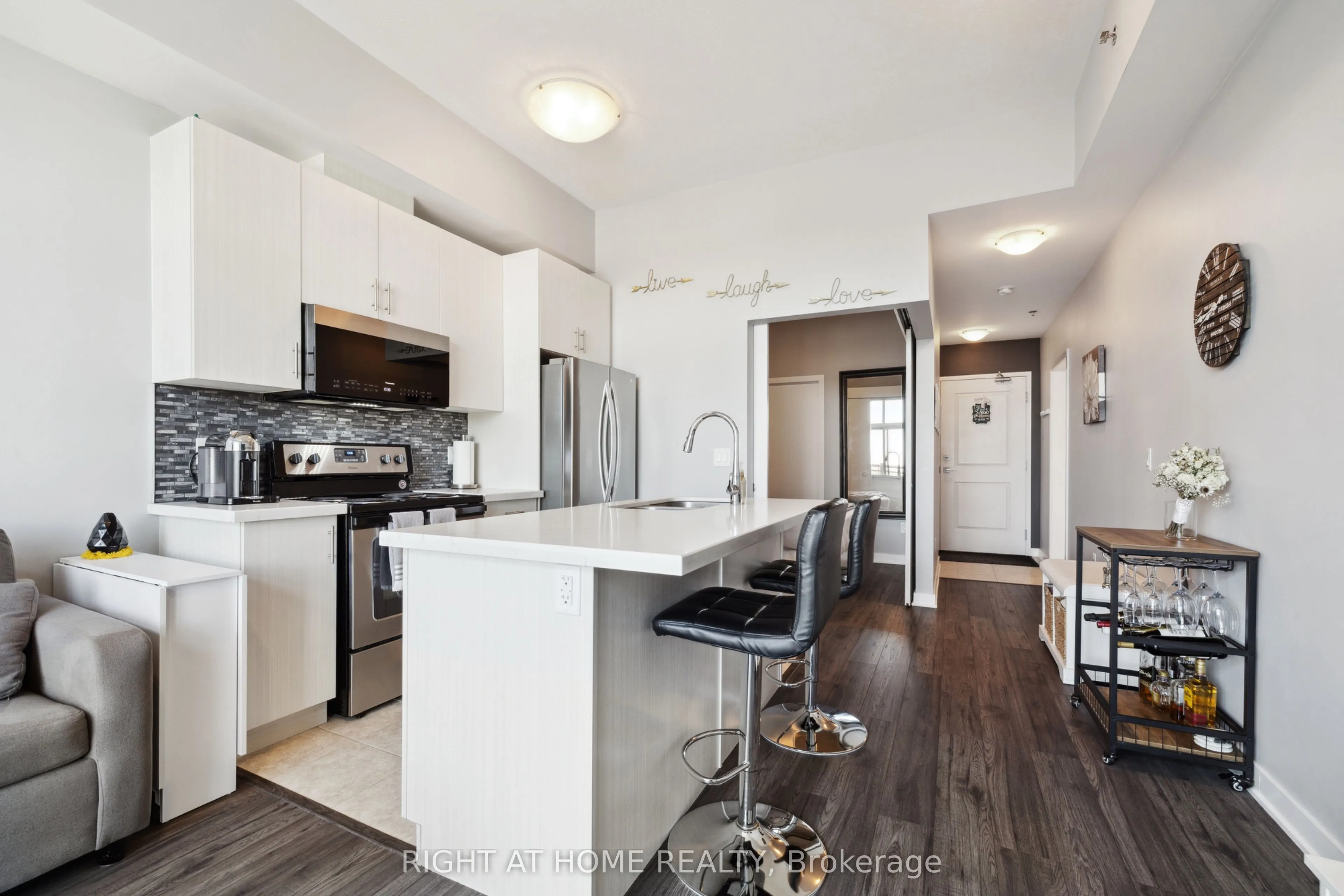 2486 Old Bronte Road, #815
