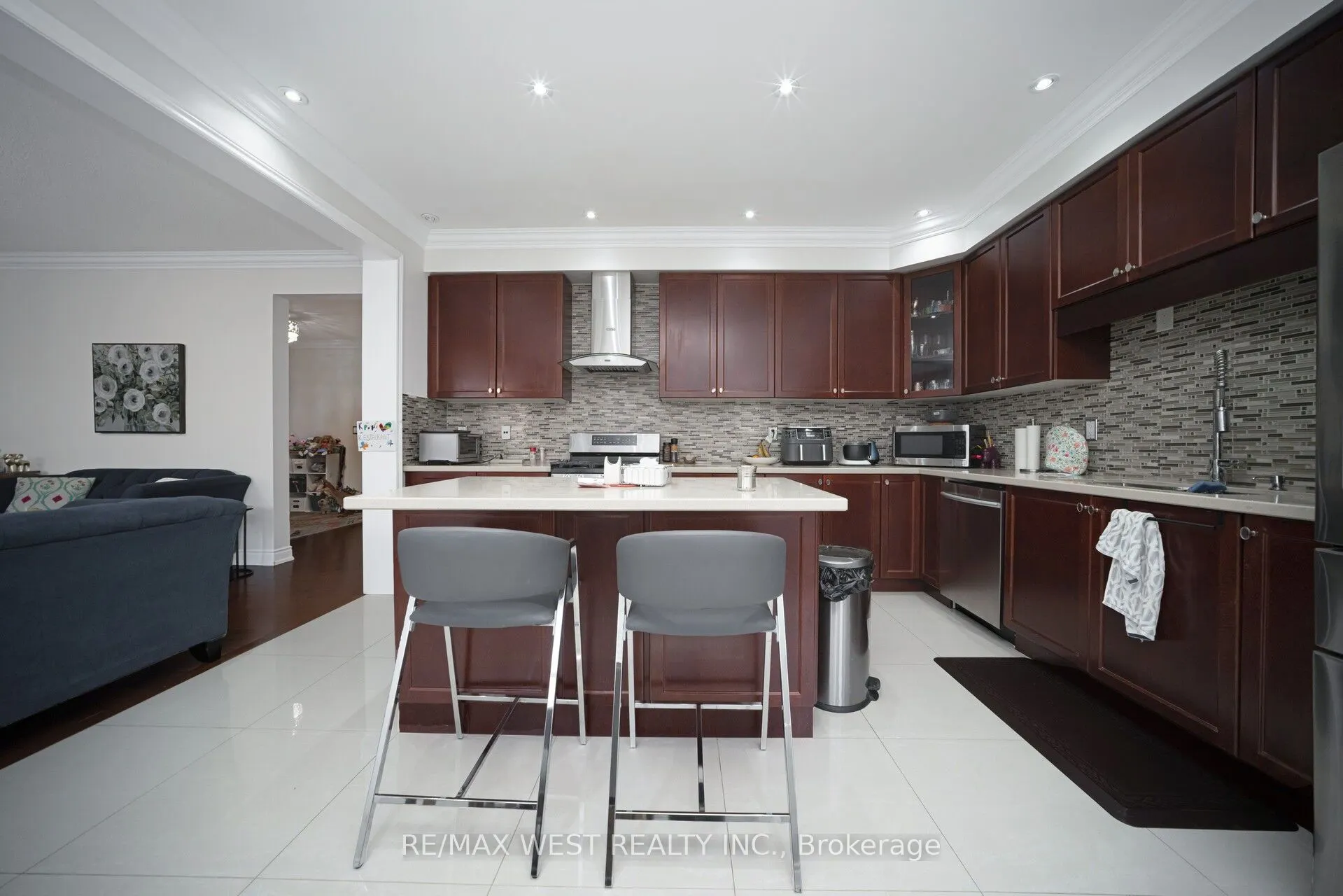 43 Swanton Road