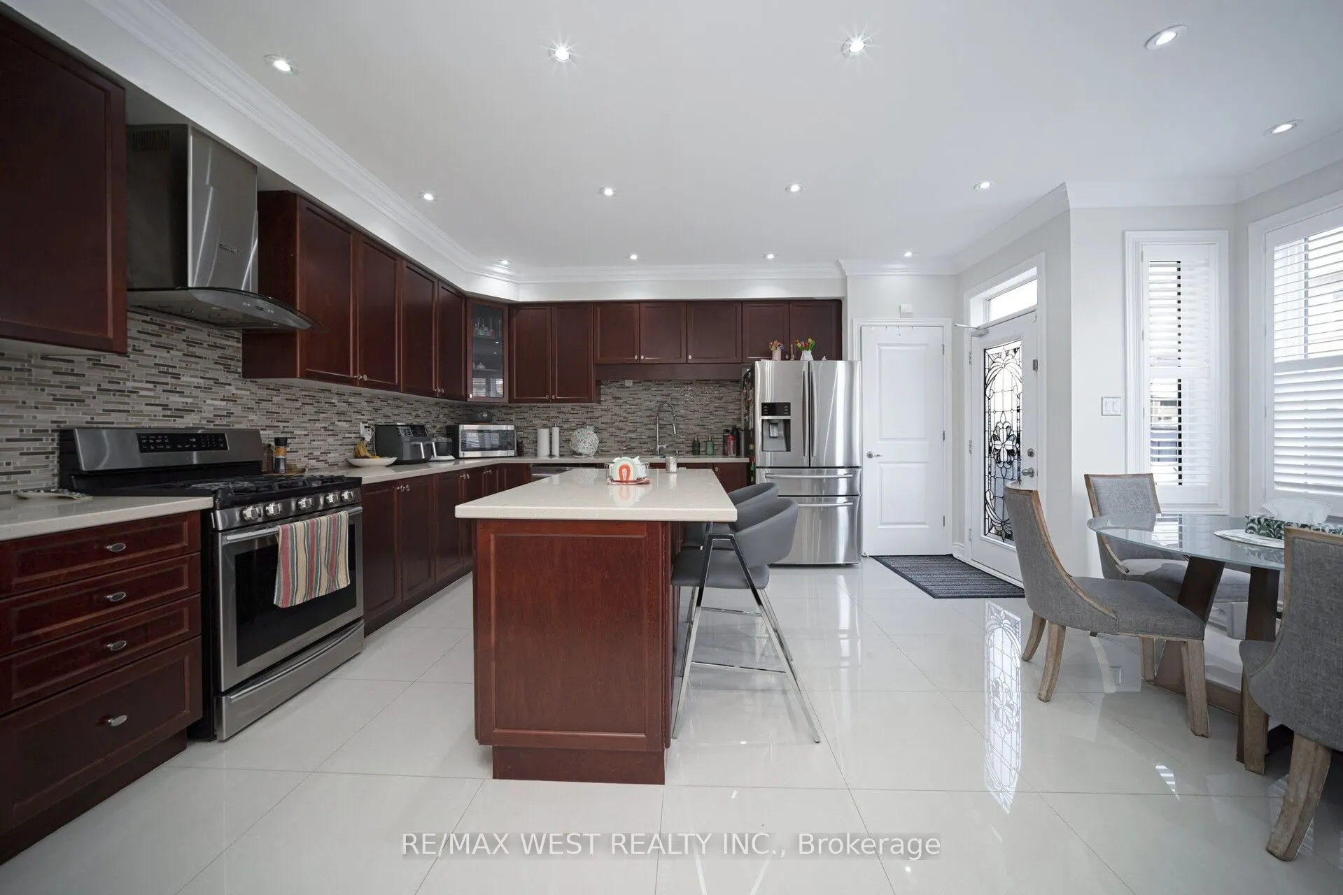 43 Swanton Road