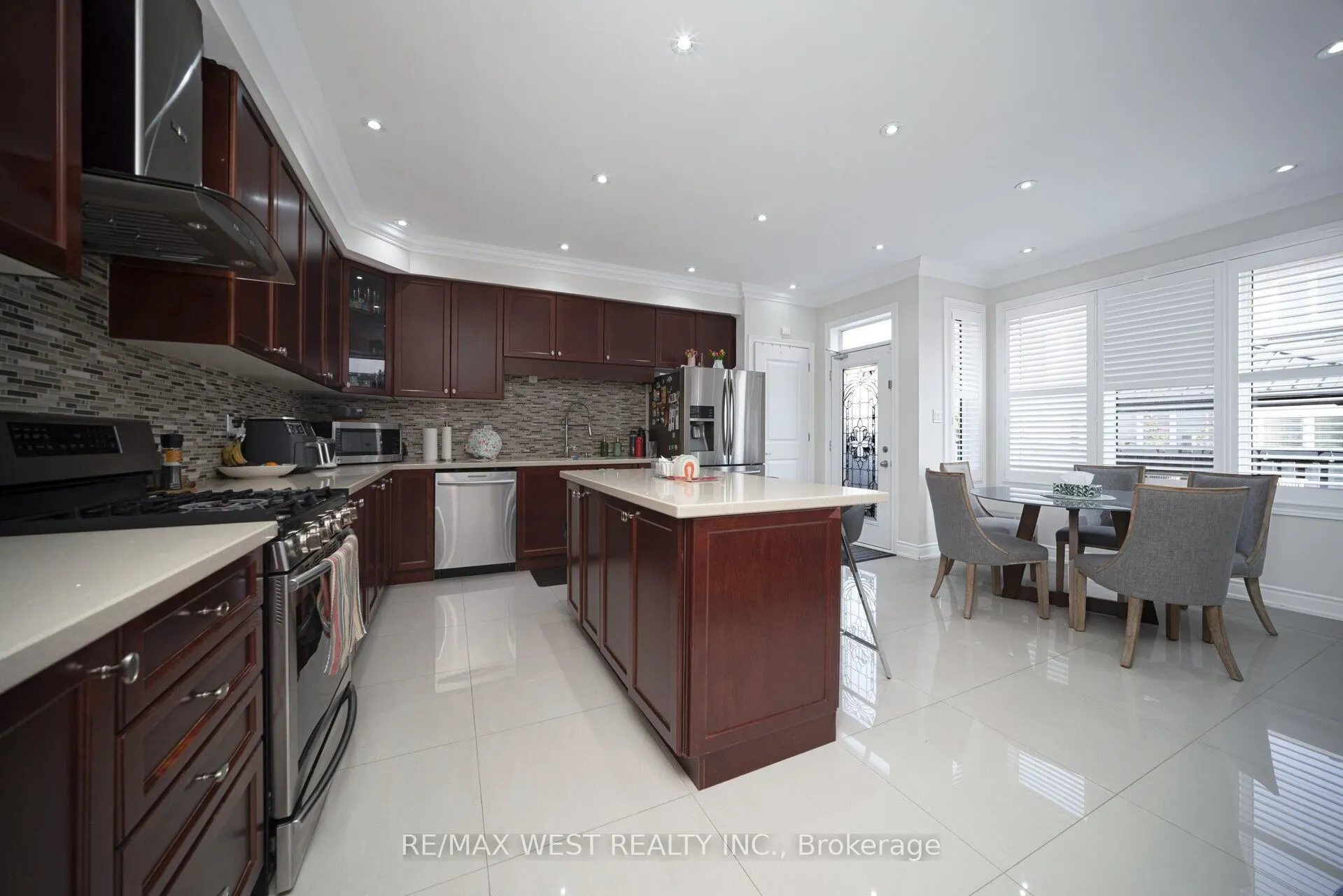 43 Swanton Road