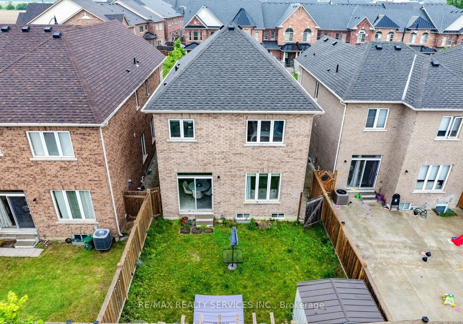 12 Goodsway Trail