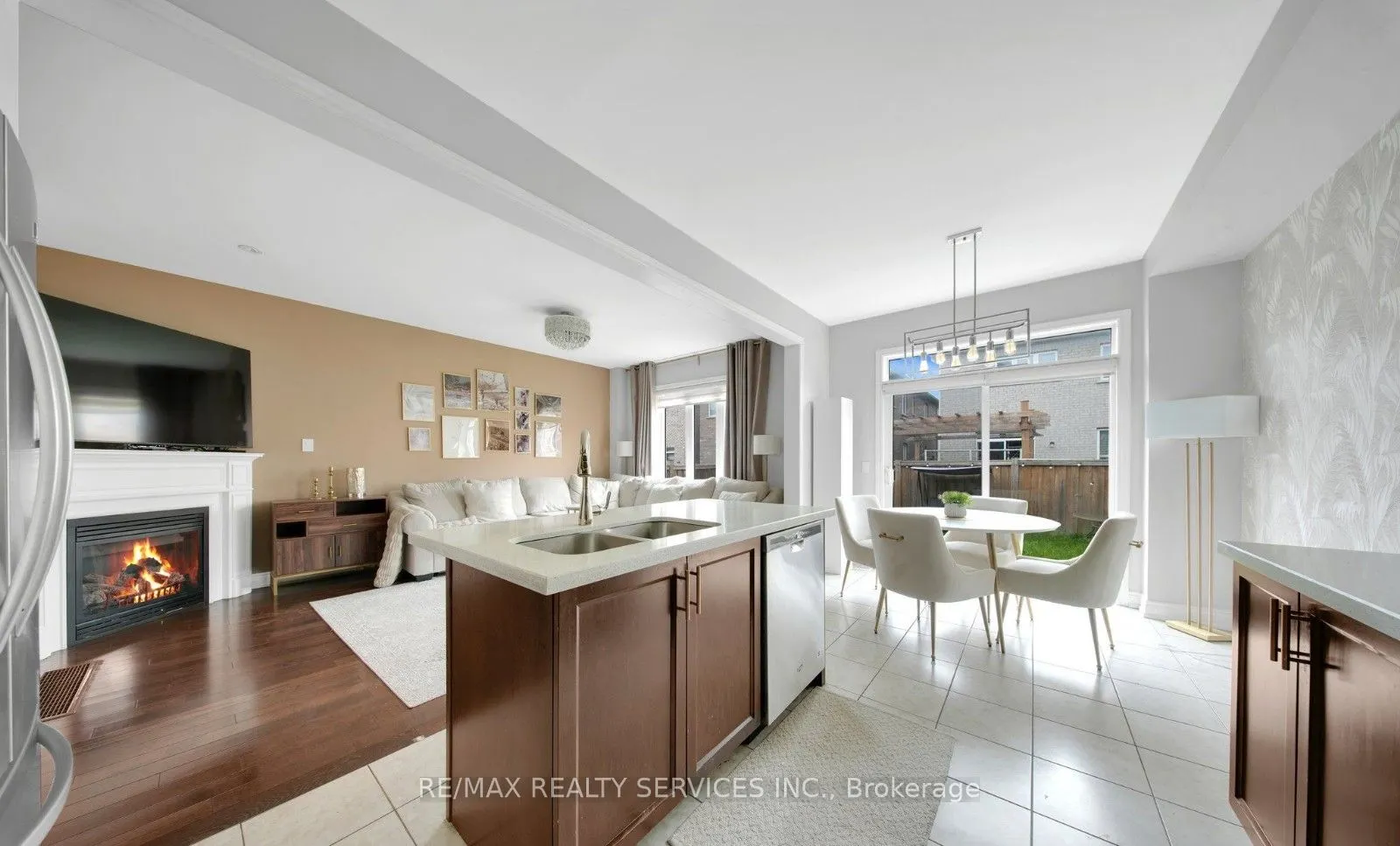 12 Goodsway Trail