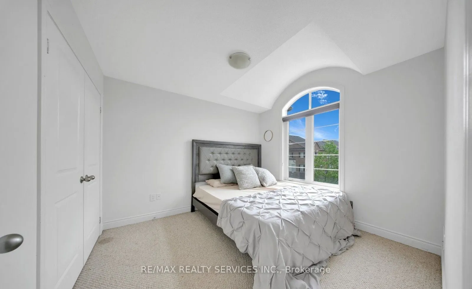 12 Goodsway Trail