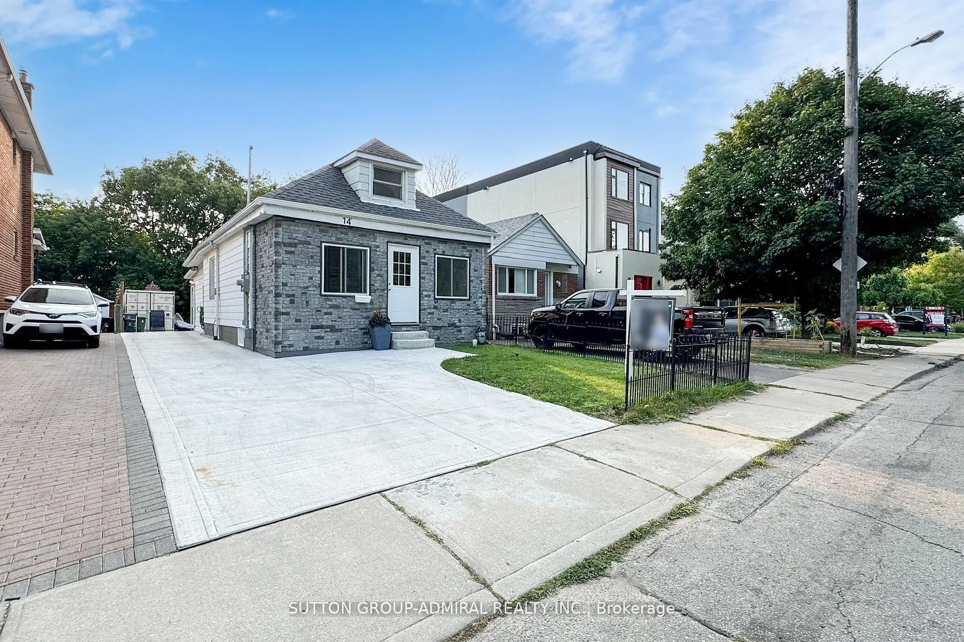 14 Spears Street