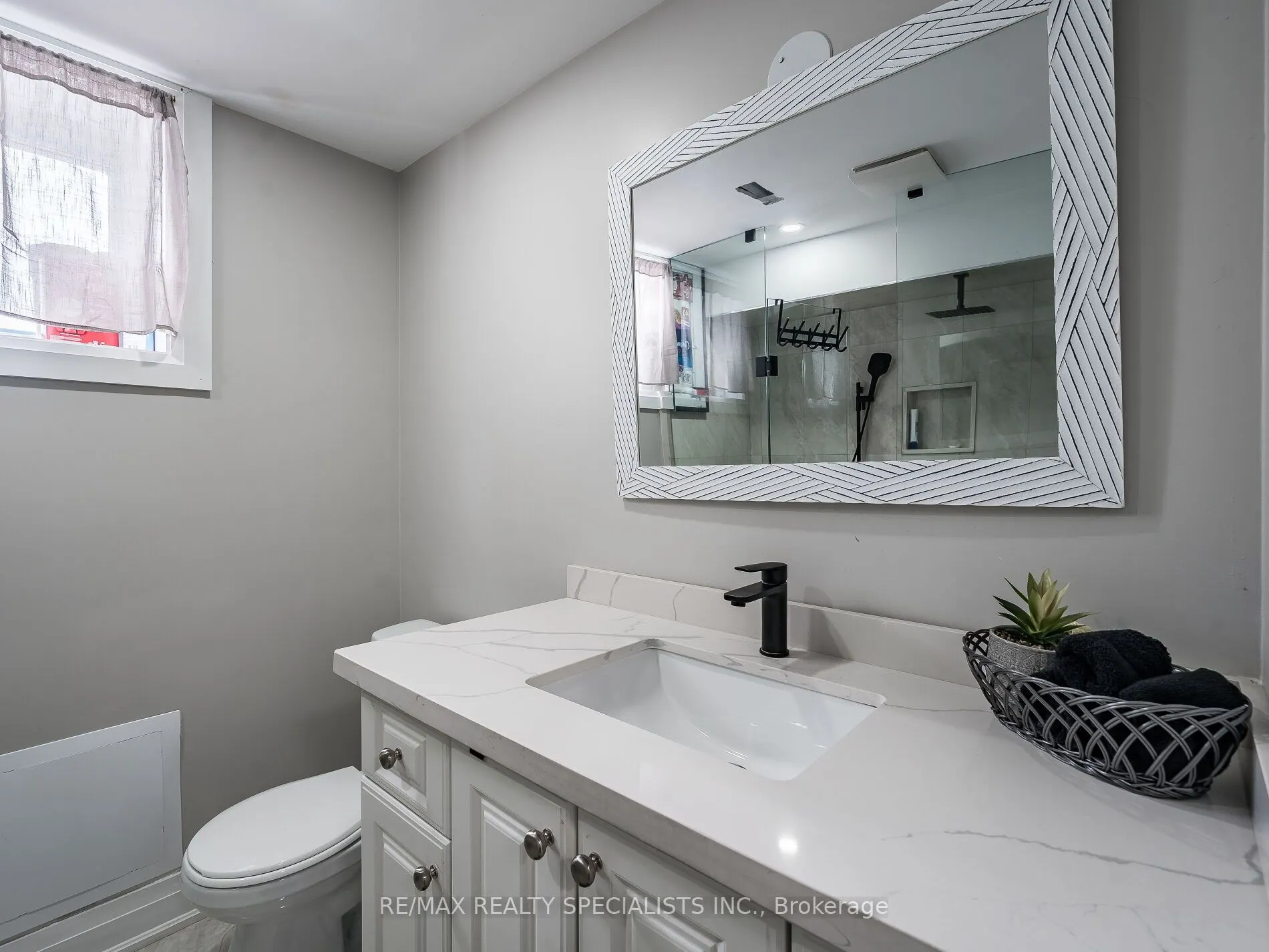 13207 Centreville Creek Drive