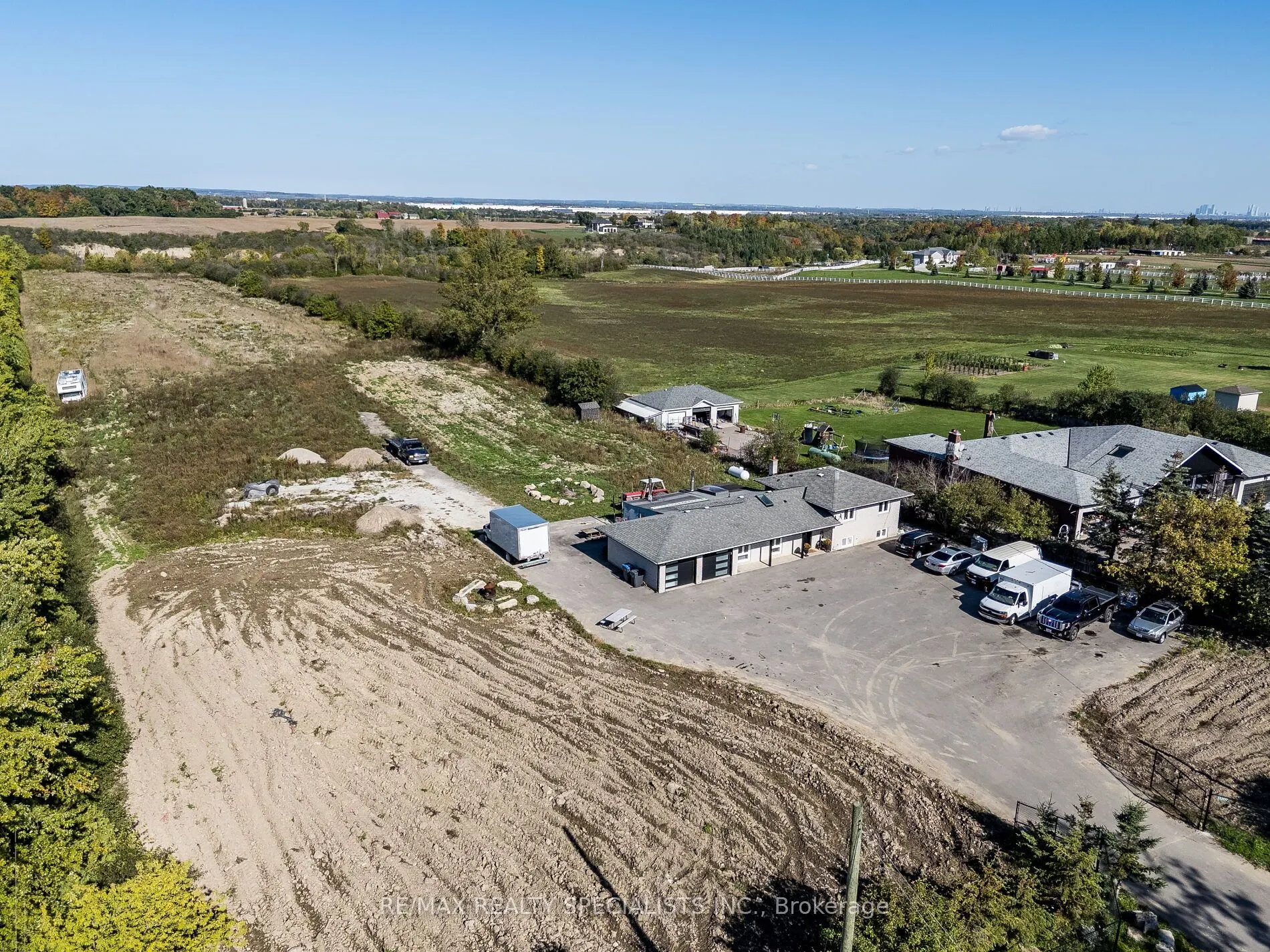 13207 Centreville Creek Drive