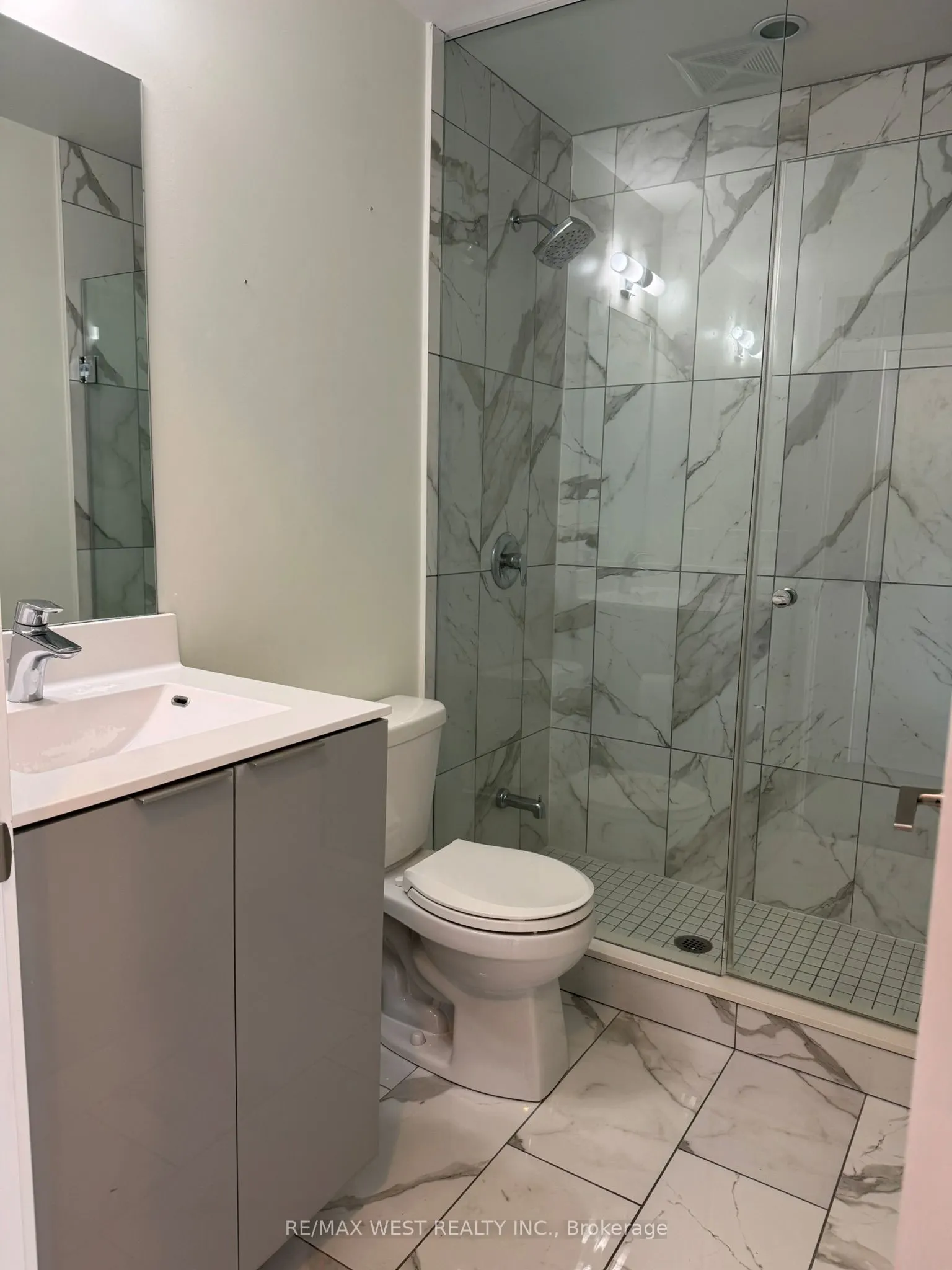 20 Shore Breeze Drive, #4308
