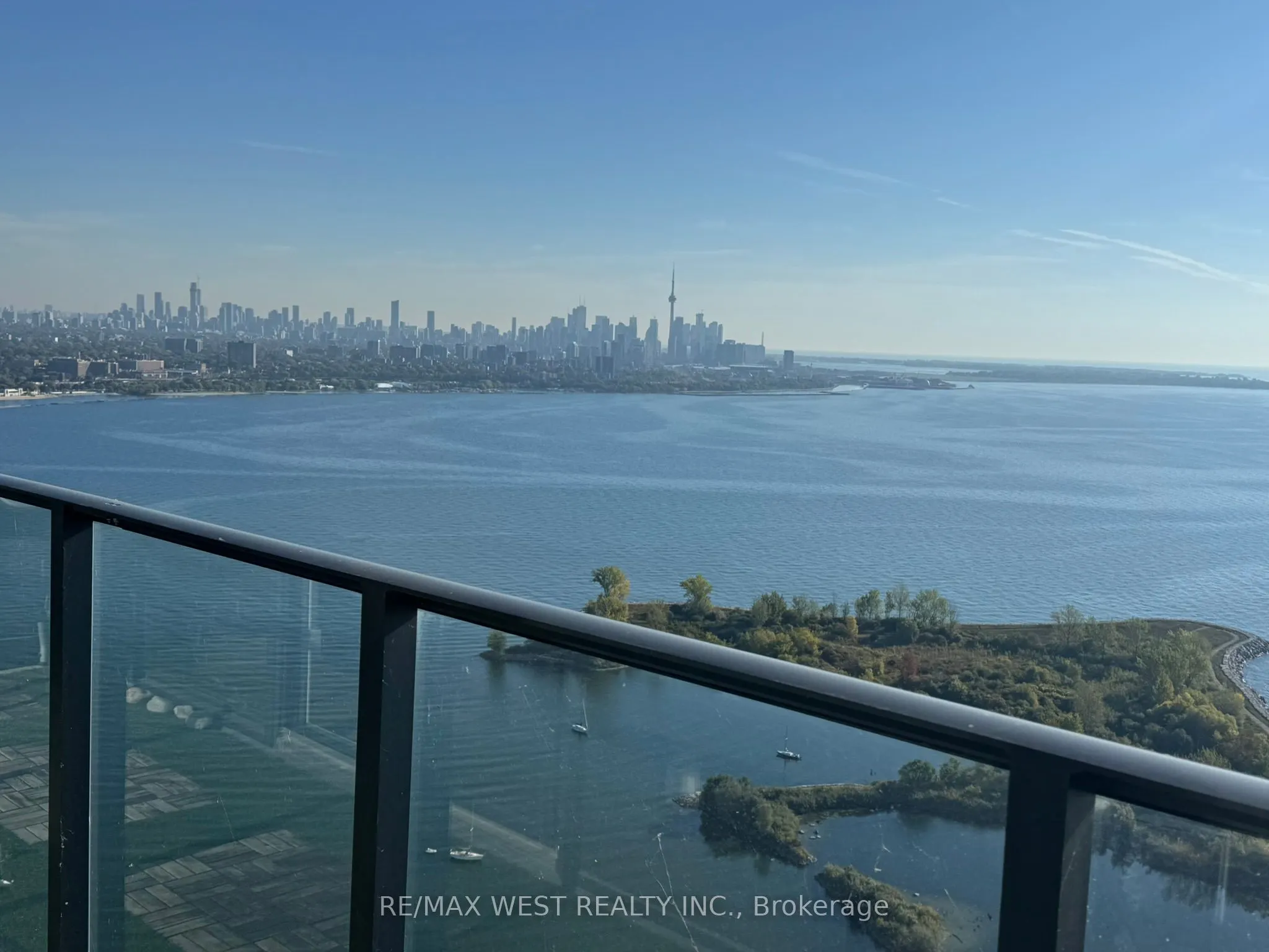 20 Shore Breeze Drive, #4308