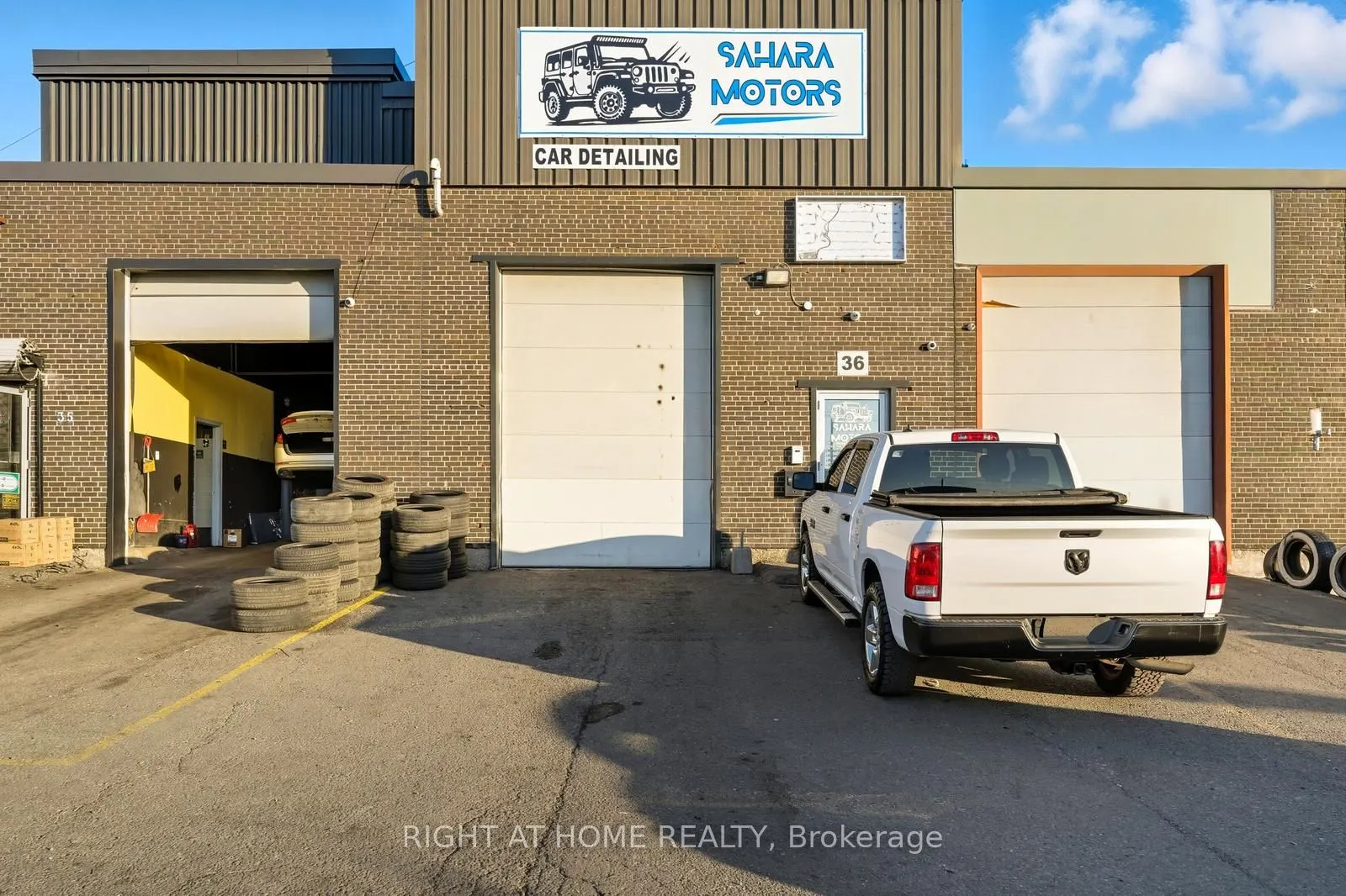 1400 Aimco Boulevard N, #36