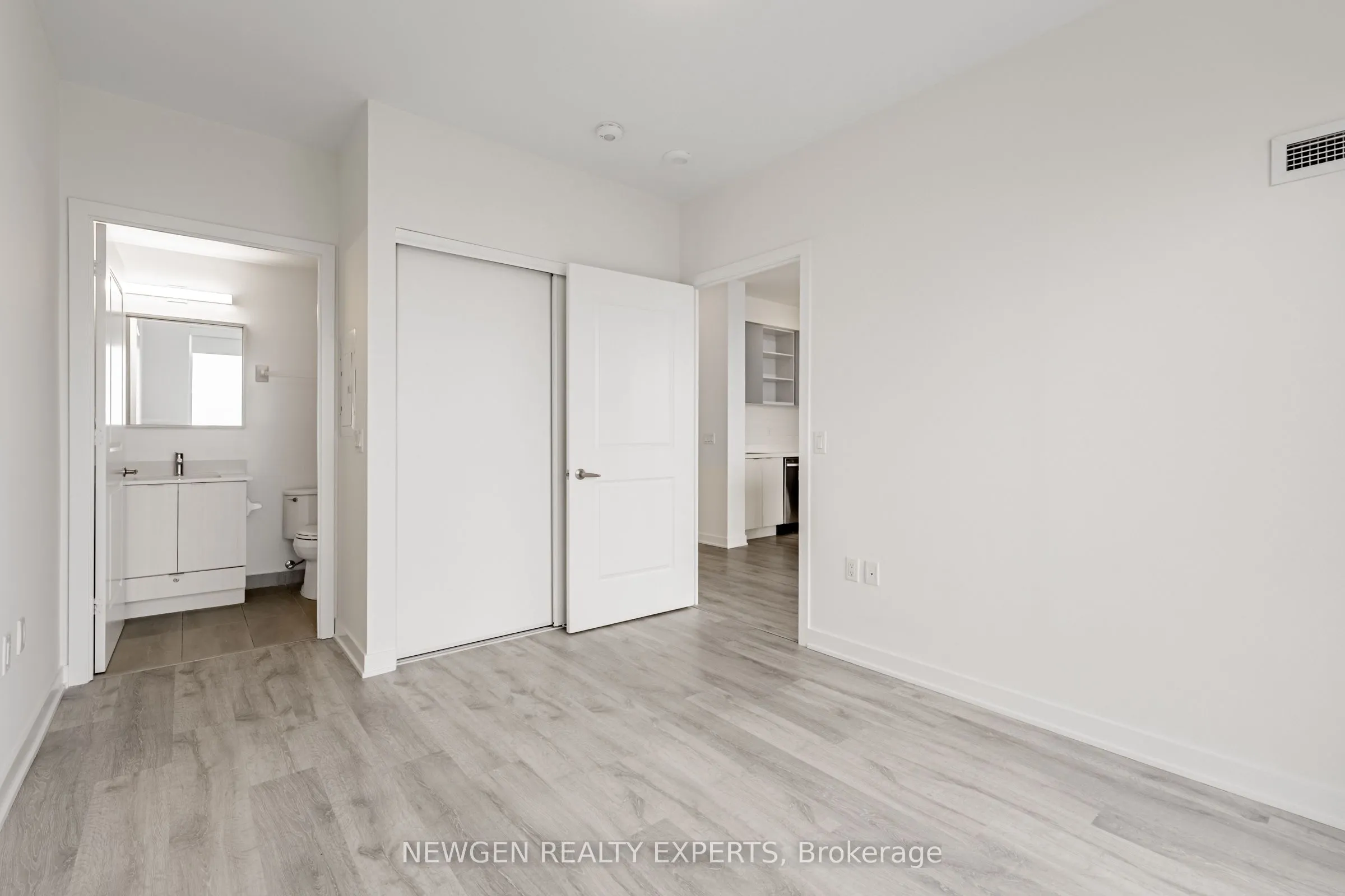 4655 Metcalfe Avenue, #PH 2203