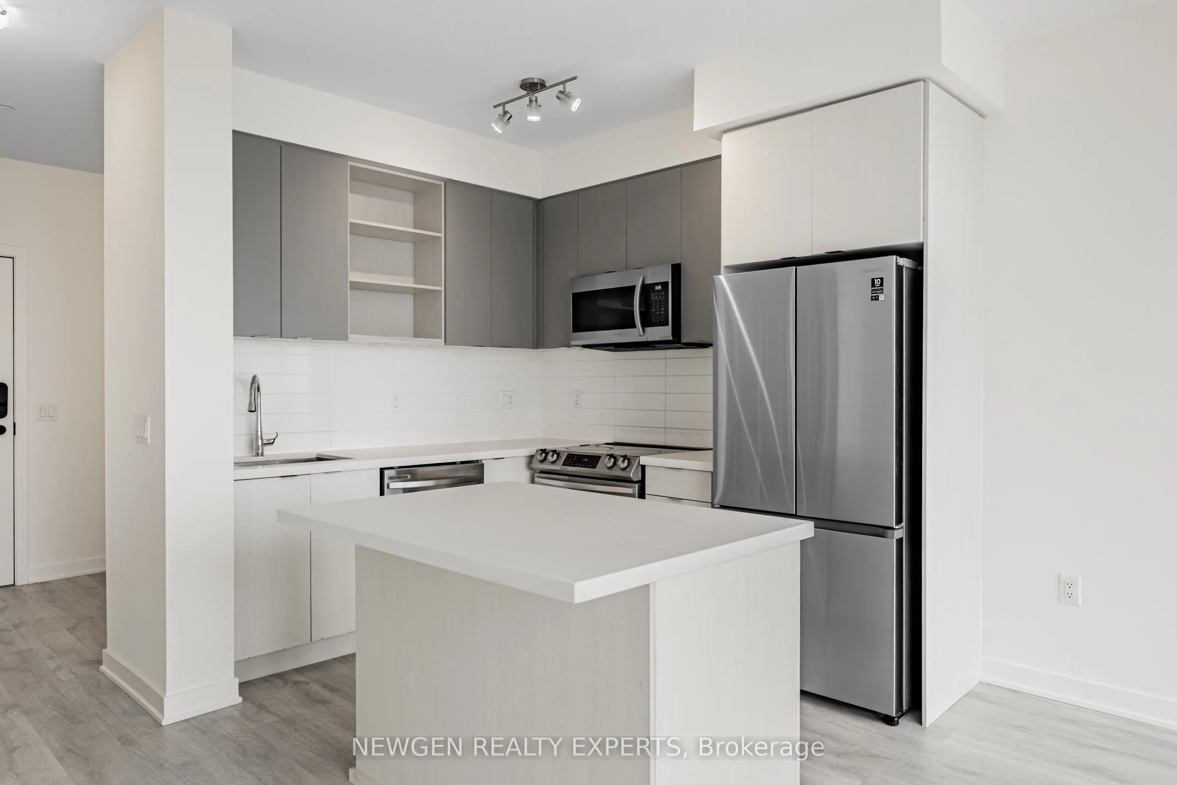 4655 Metcalfe Avenue, #PH 2203