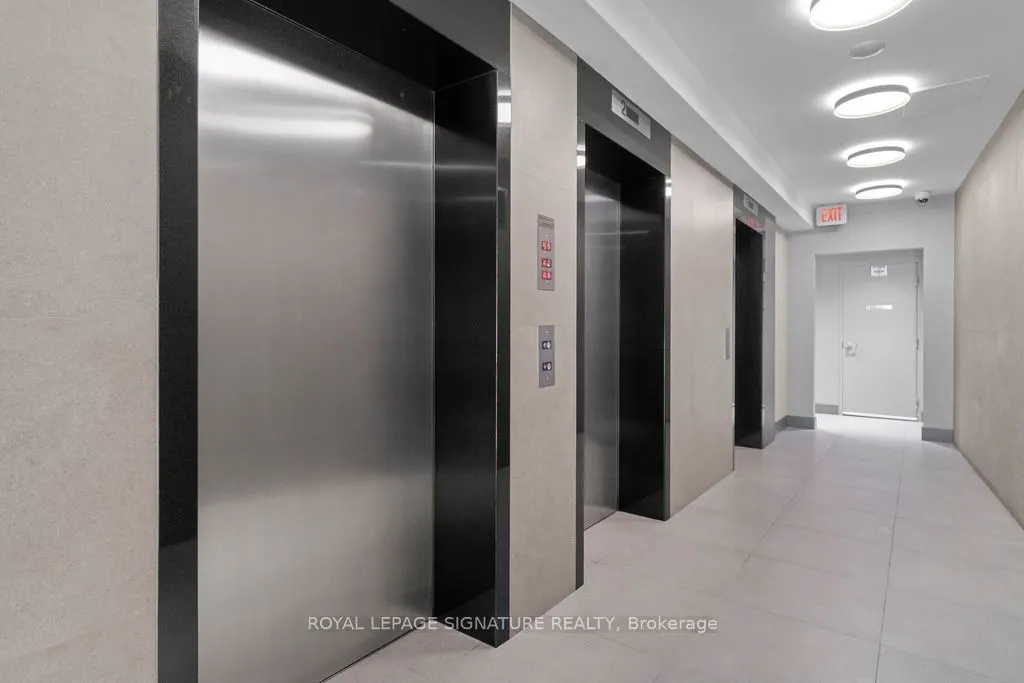90 Absolute Avenue, #709