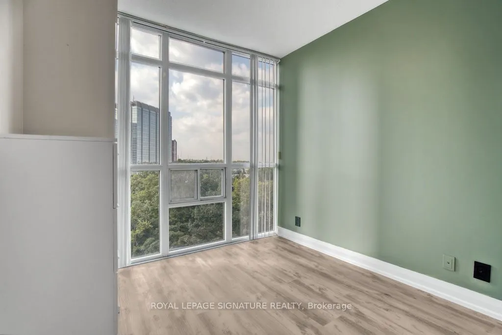 90 Absolute Avenue, #709
