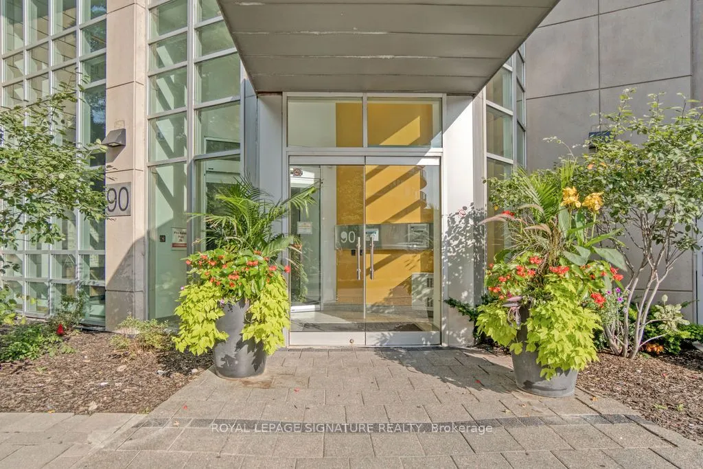90 Absolute Avenue, #709
