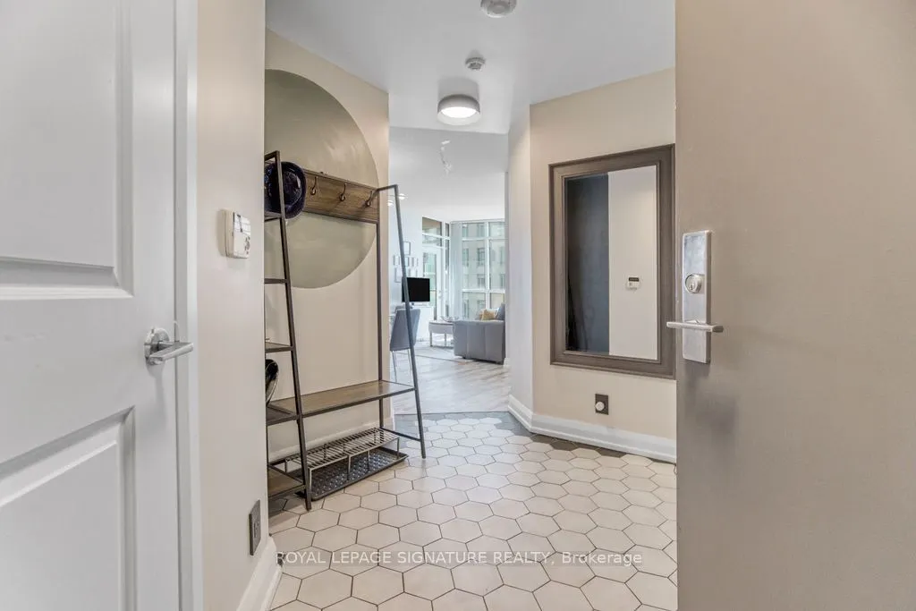 90 Absolute Avenue, #709