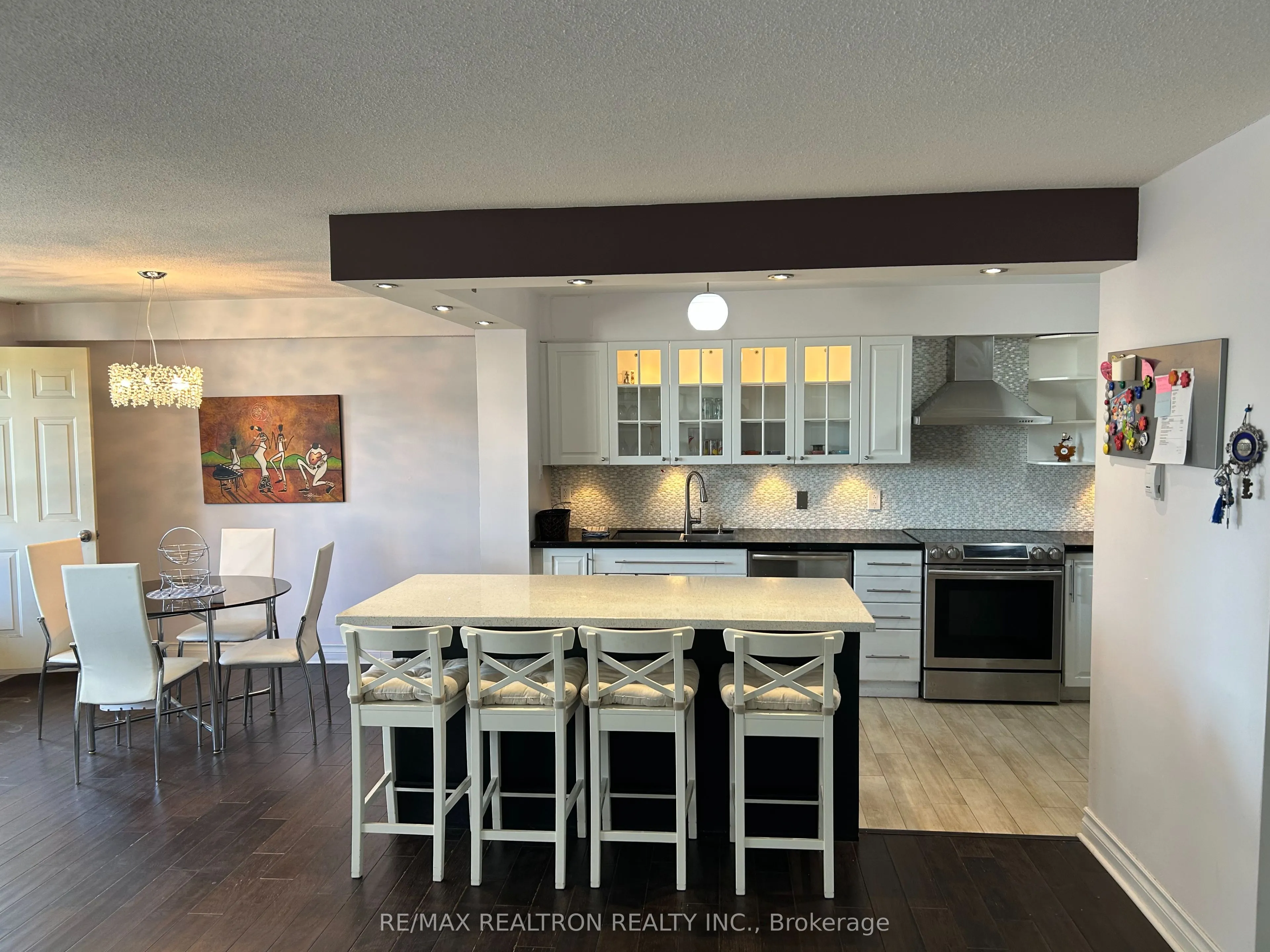 155 Marlee Avenue, #709