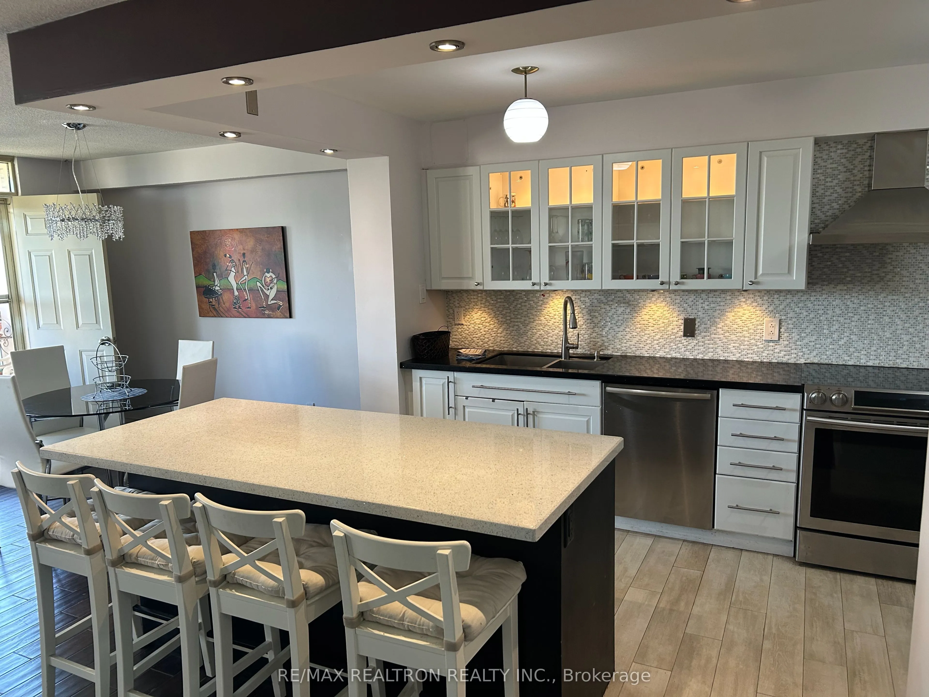 155 Marlee Avenue, #709