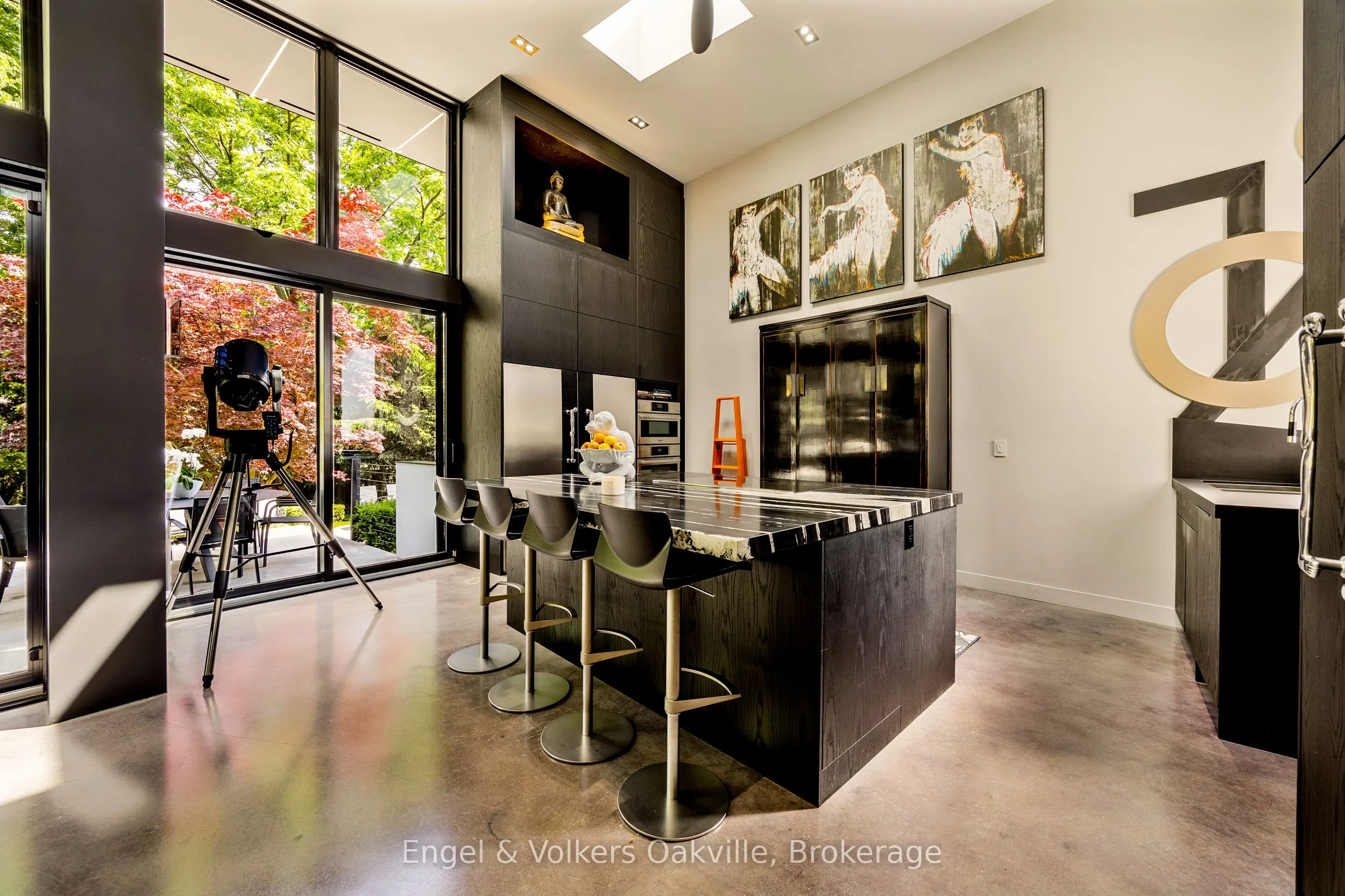 1516 Duncan Road