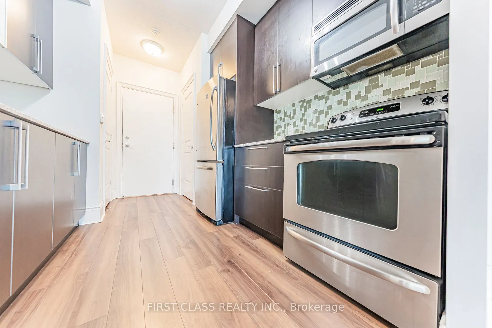 16 Brookers Lane, #2410