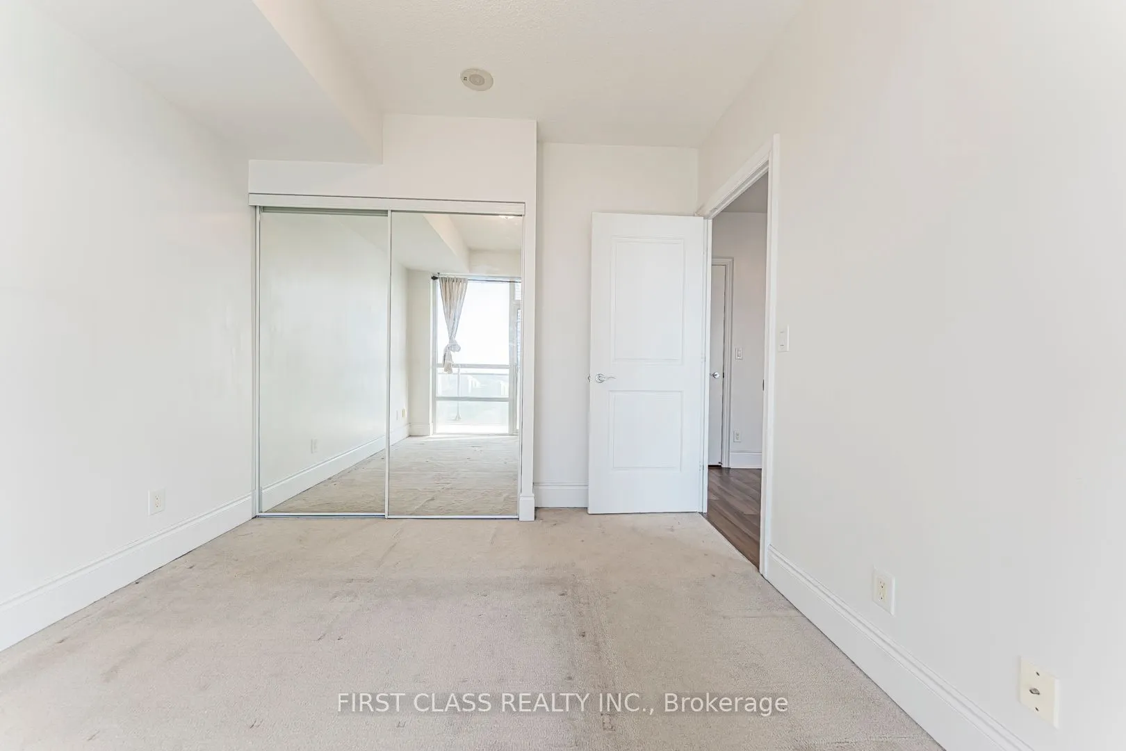 16 Brookers Lane, #2410