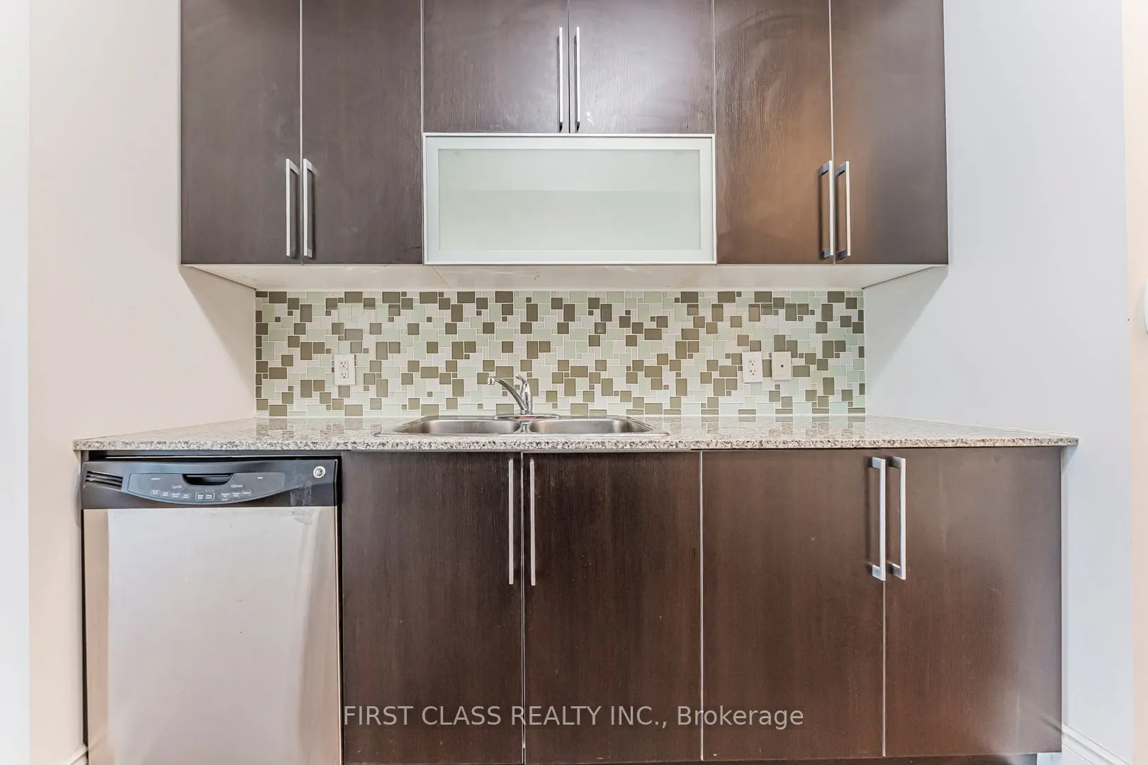 16 Brookers Lane, #2410