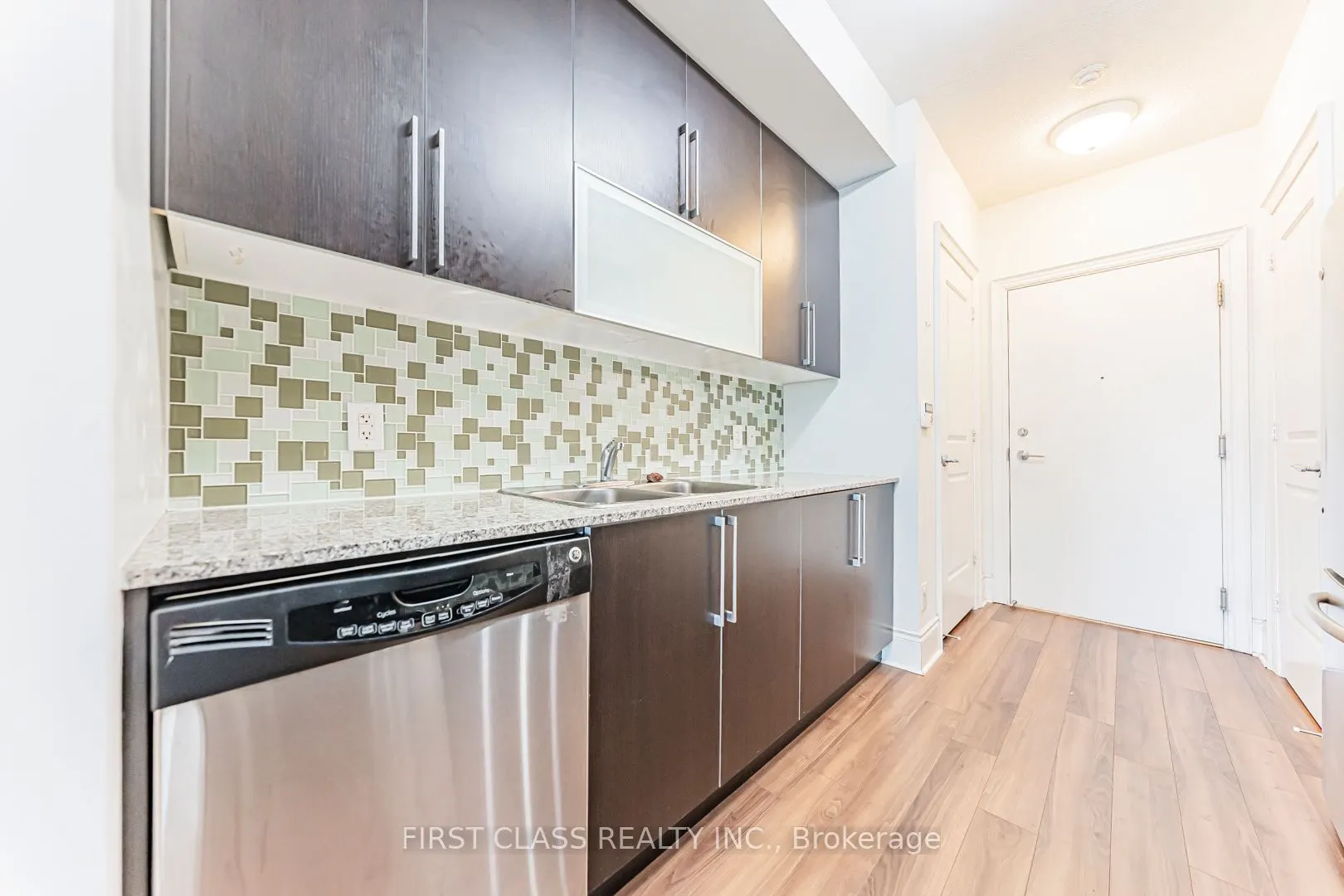 16 Brookers Lane, #2410