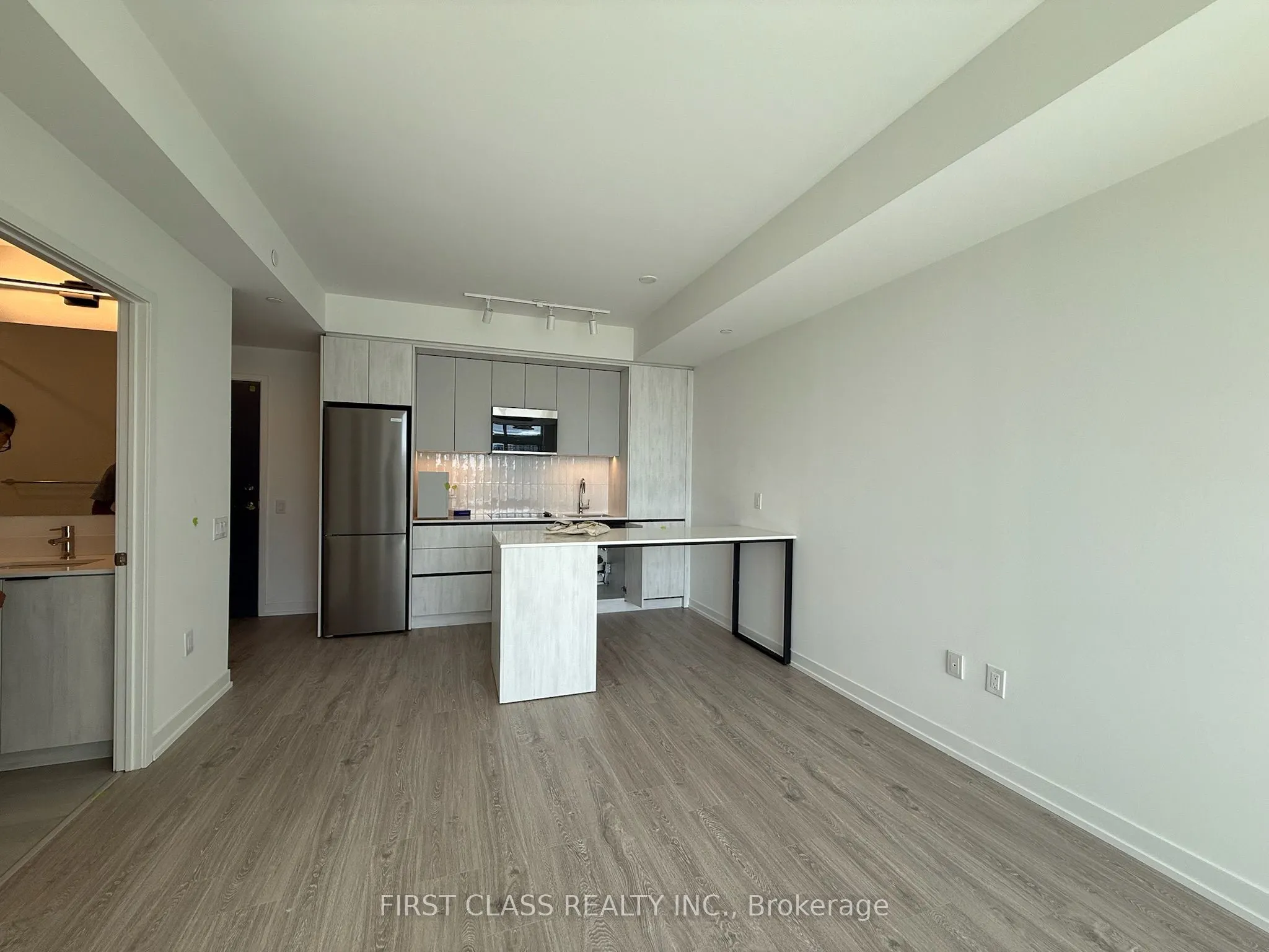 2485 Eglinton Avenue W, #1317