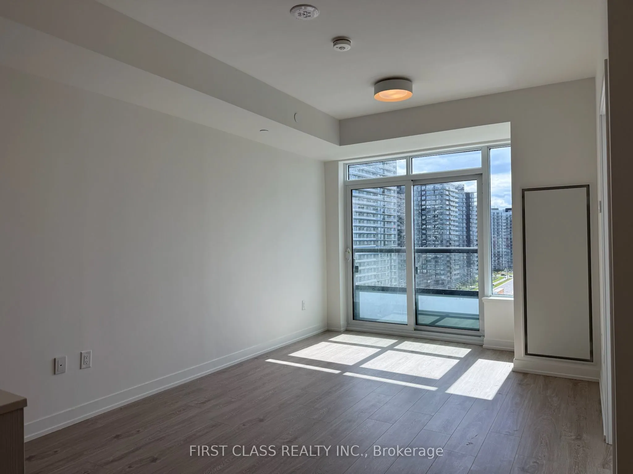 2485 Eglinton Avenue W, #1317
