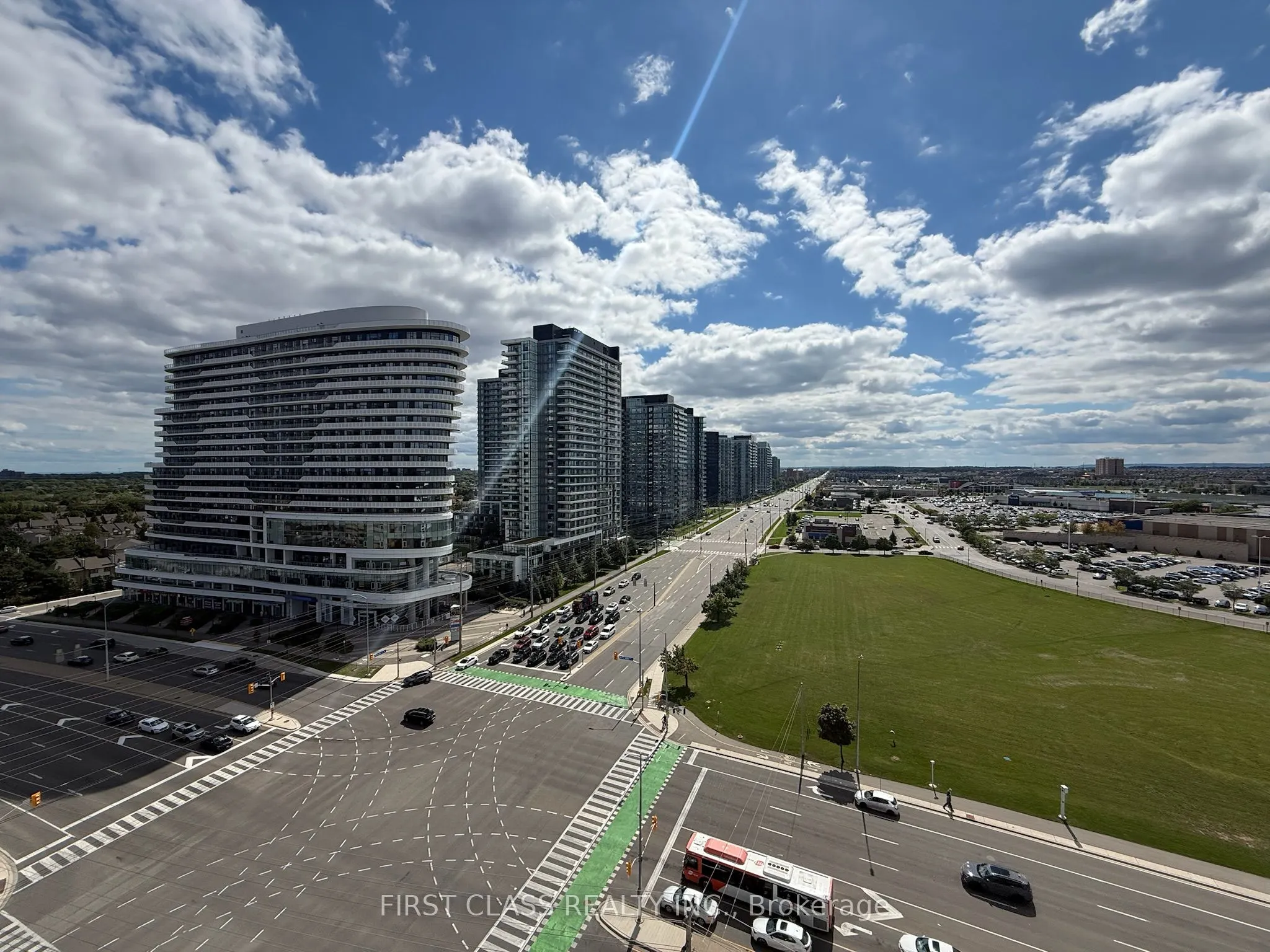 2485 Eglinton Avenue W, #1317
