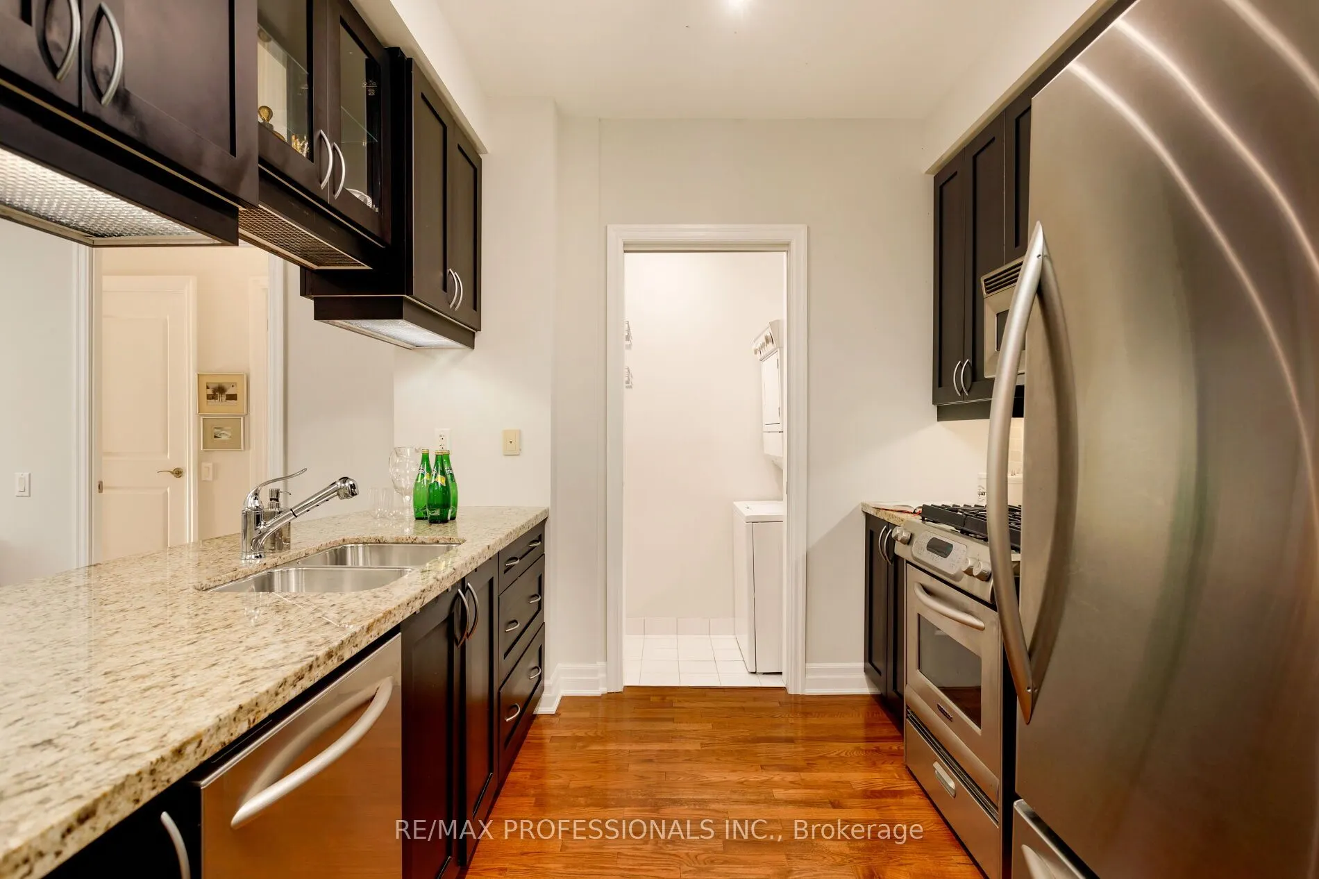 9 Burnhamthorpe Crescent, #311
