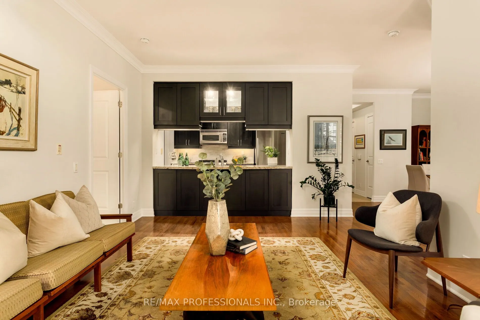 9 Burnhamthorpe Crescent, #311