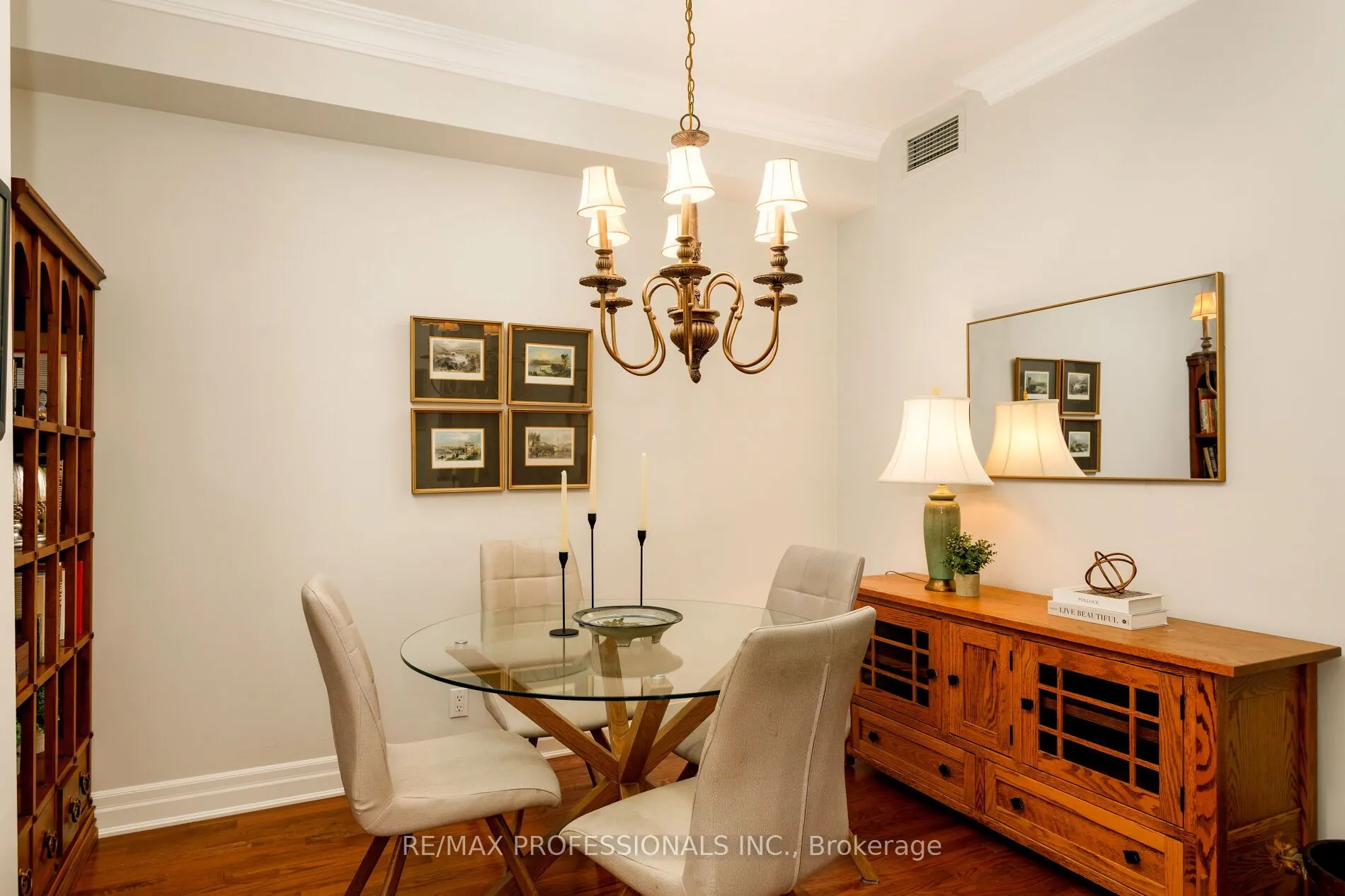 9 Burnhamthorpe Crescent, #311