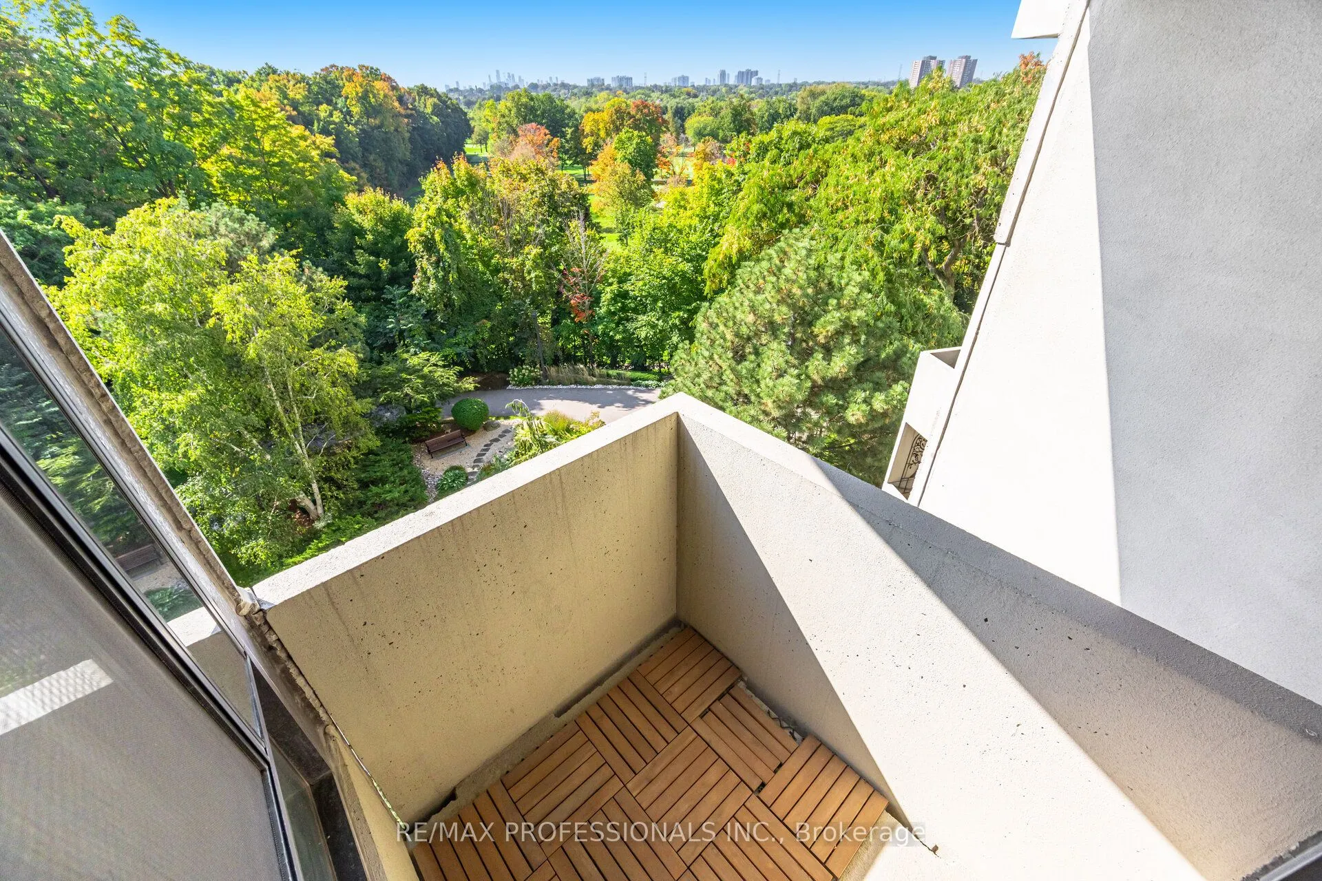 284 Mill Road, #B4