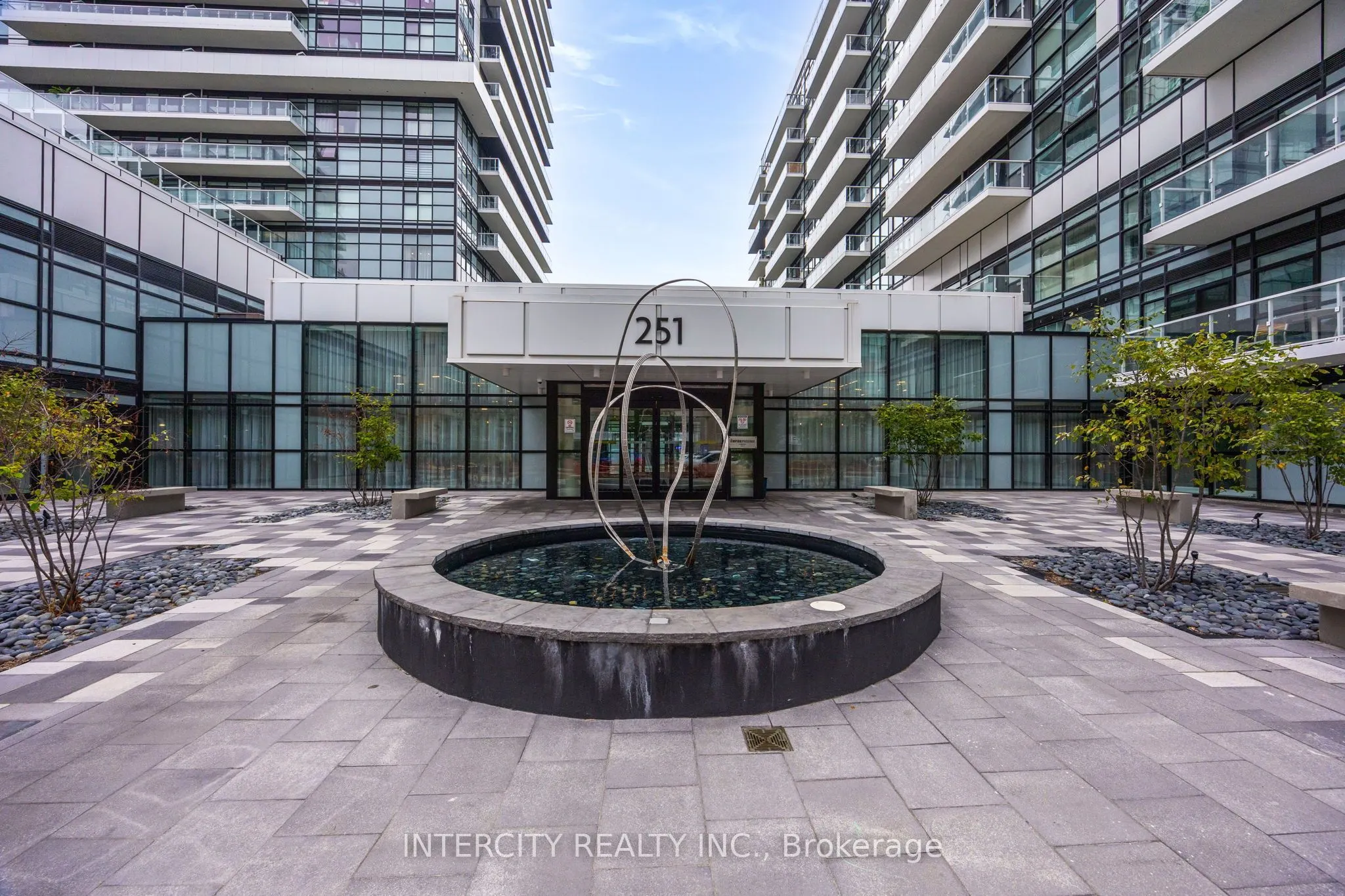 251 Manitoba Street, #2605