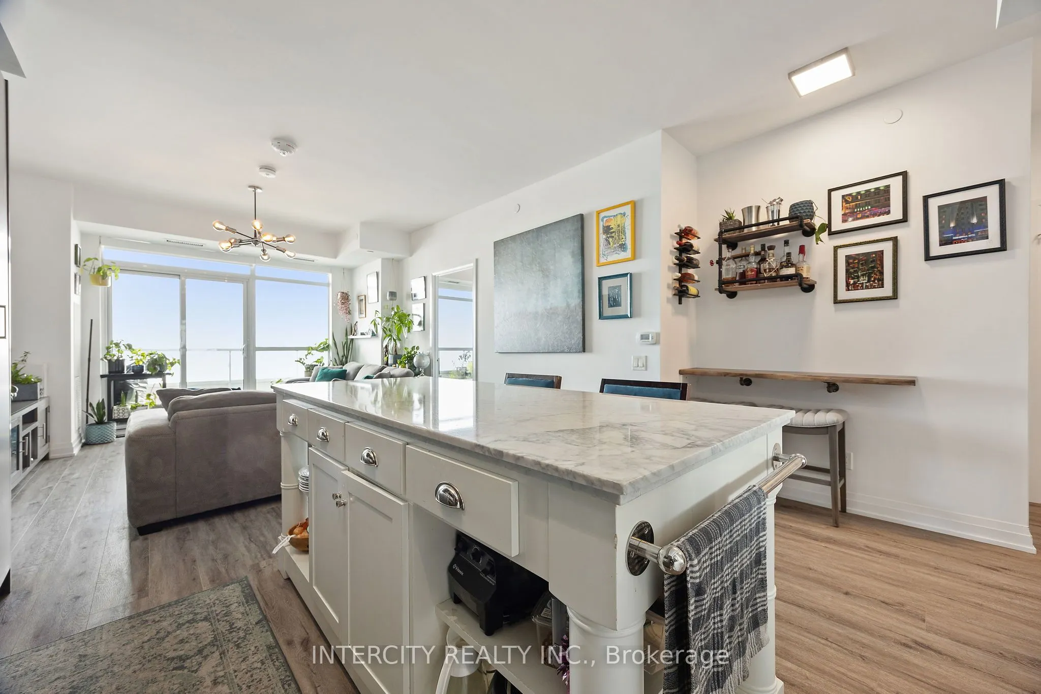 251 Manitoba Street, #2605