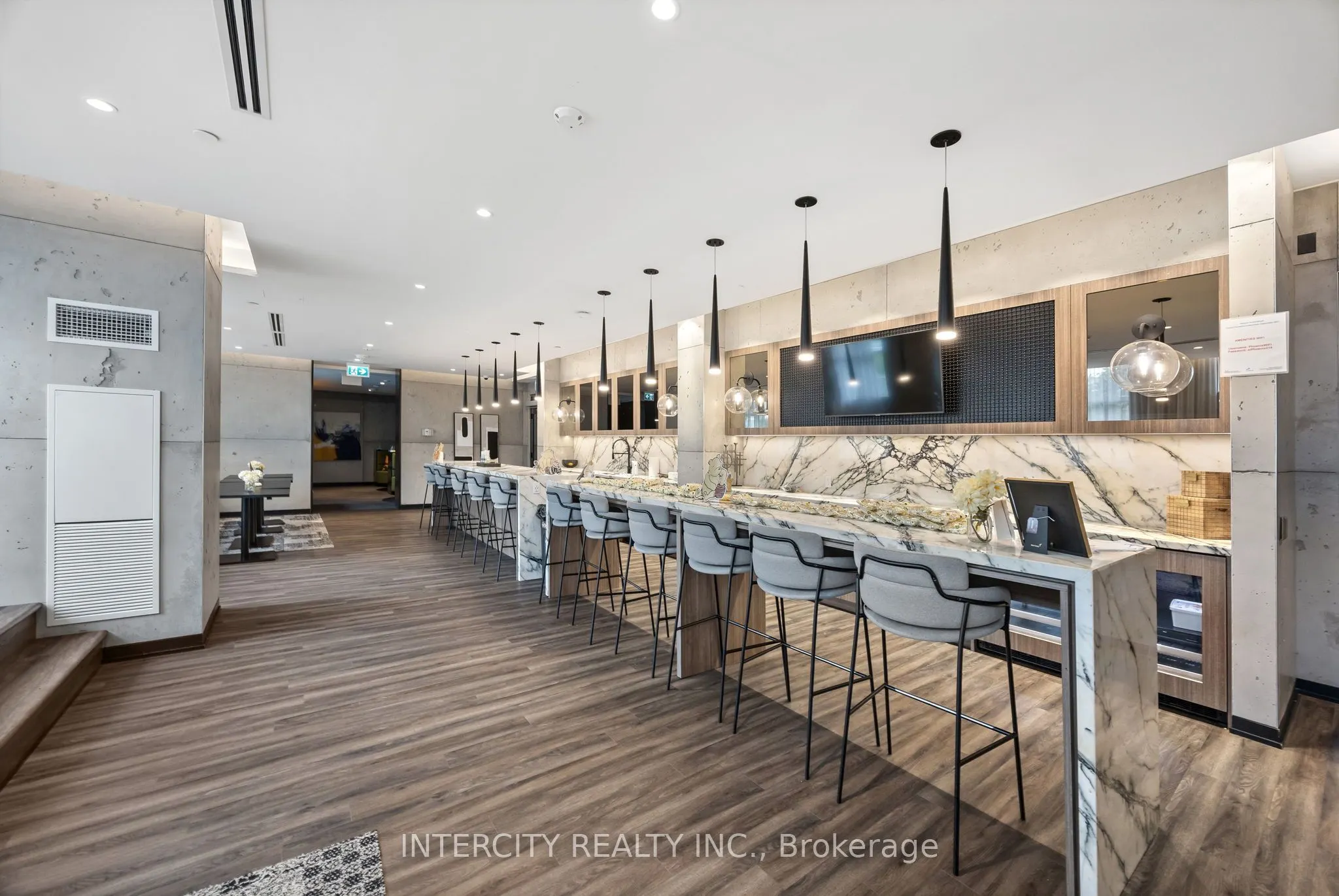 251 Manitoba Street, #2605