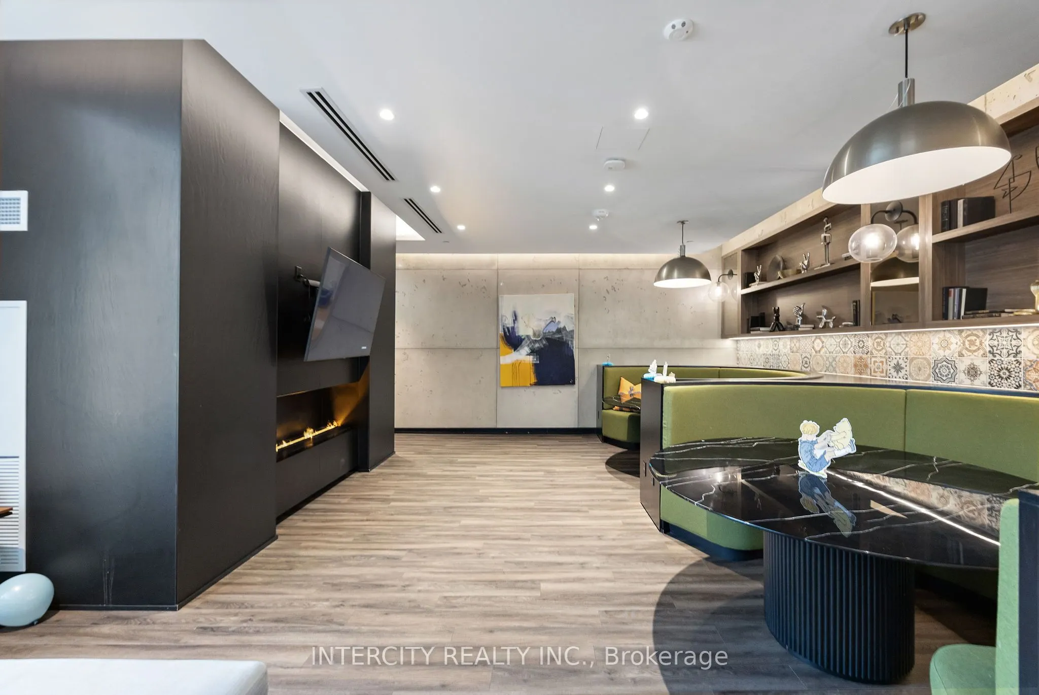 251 Manitoba Street, #2605