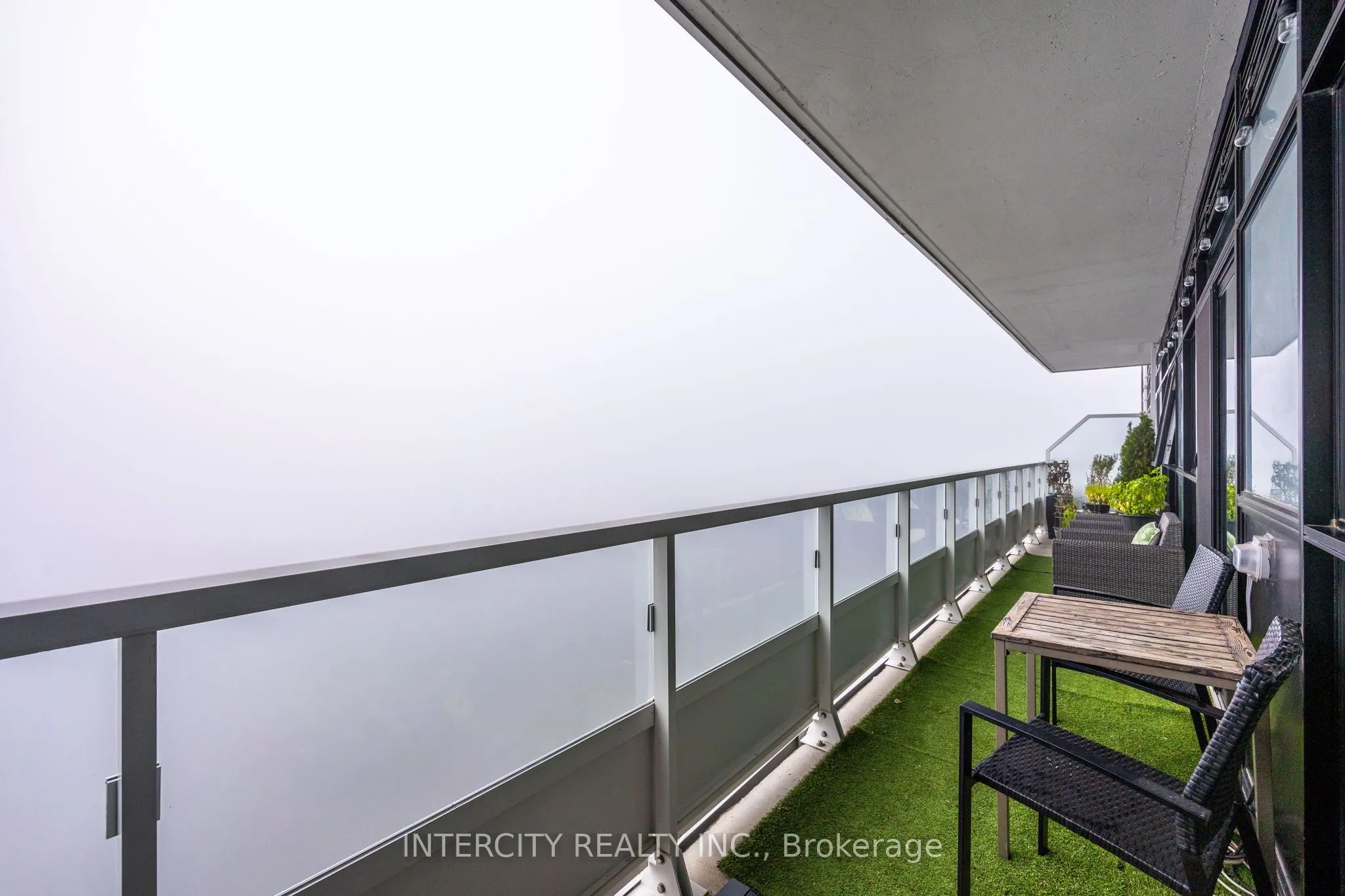 251 Manitoba Street, #2605