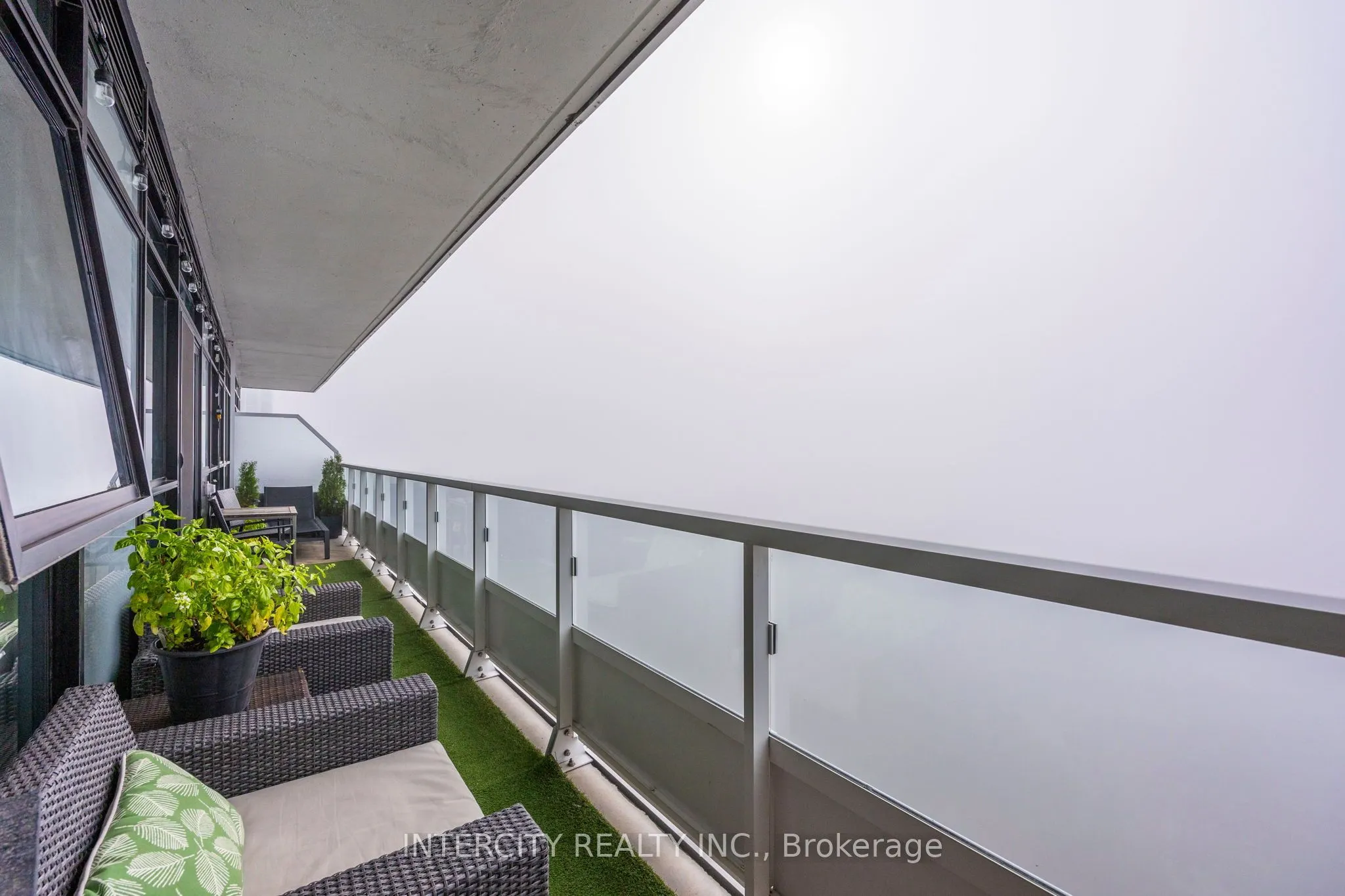 251 Manitoba Street, #2605