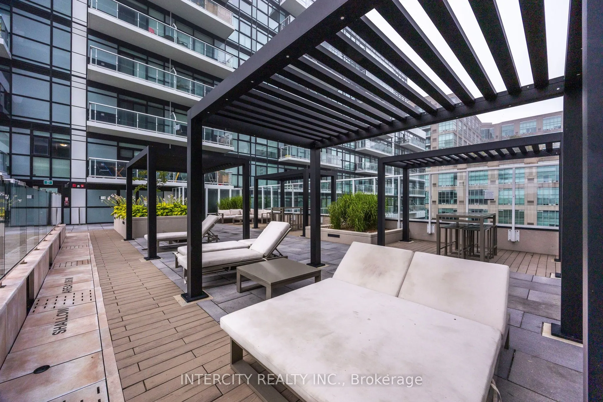 251 Manitoba Street, #2605