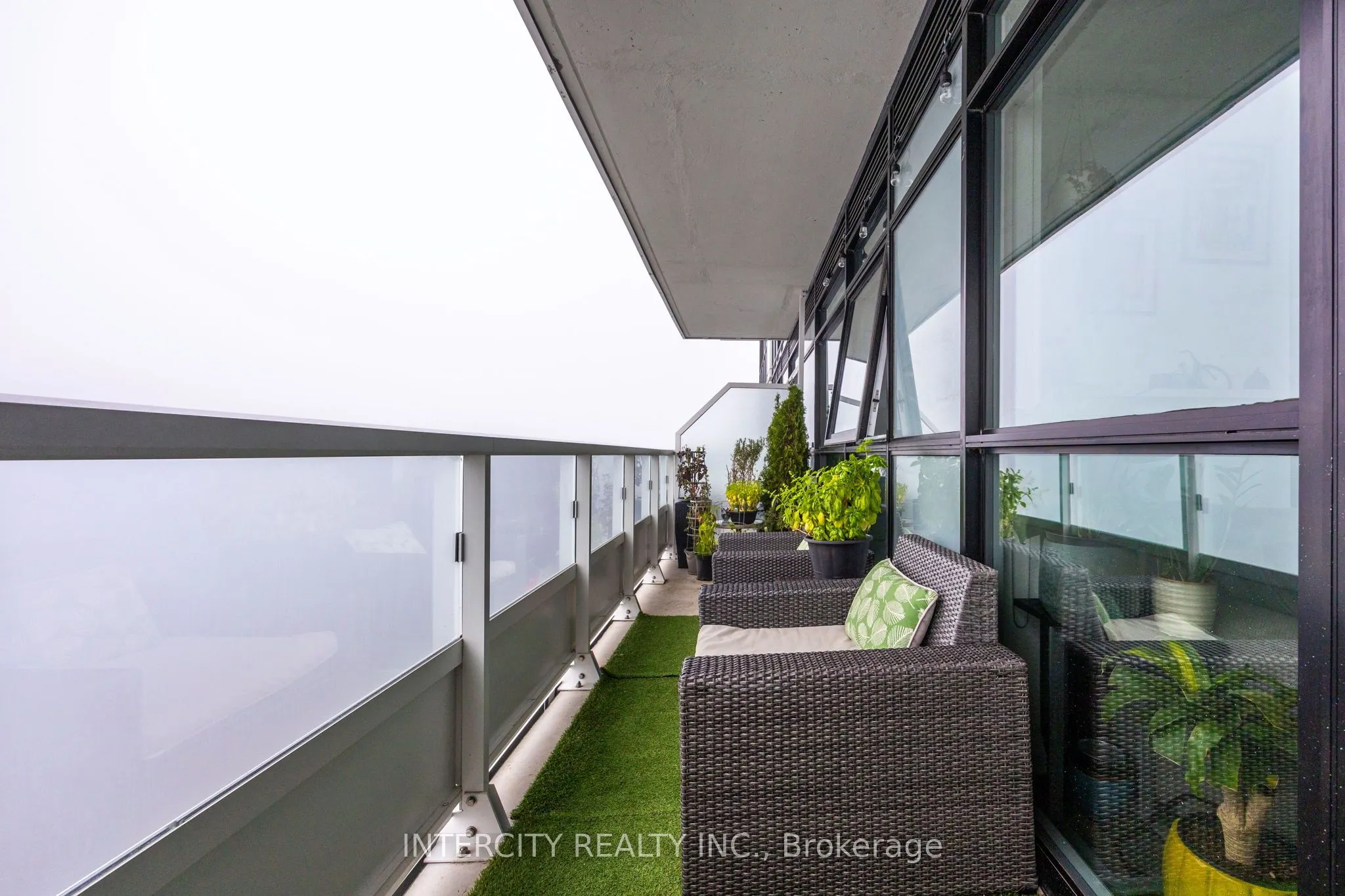 251 Manitoba Street, #2605