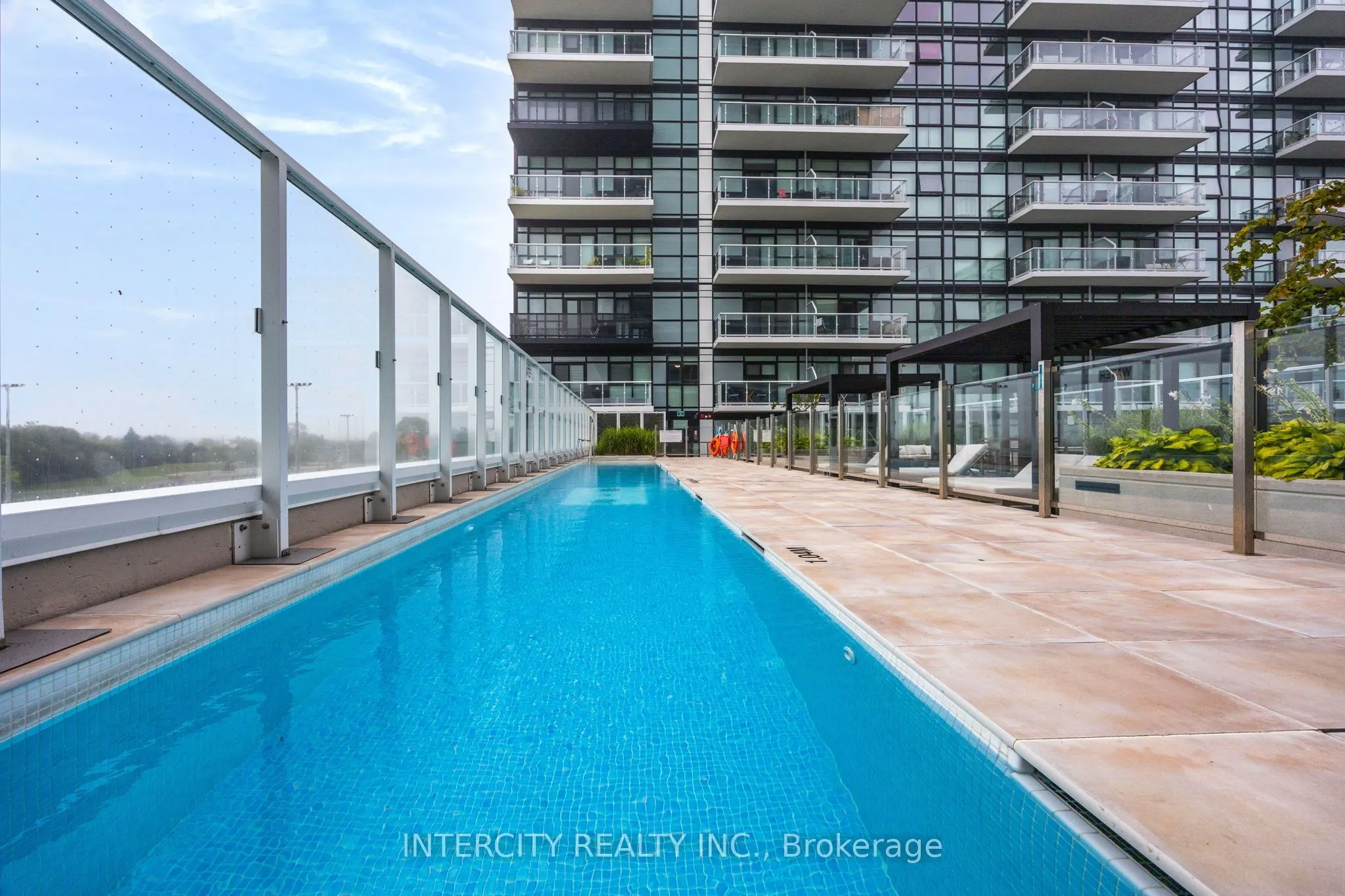 251 Manitoba Street, #2605