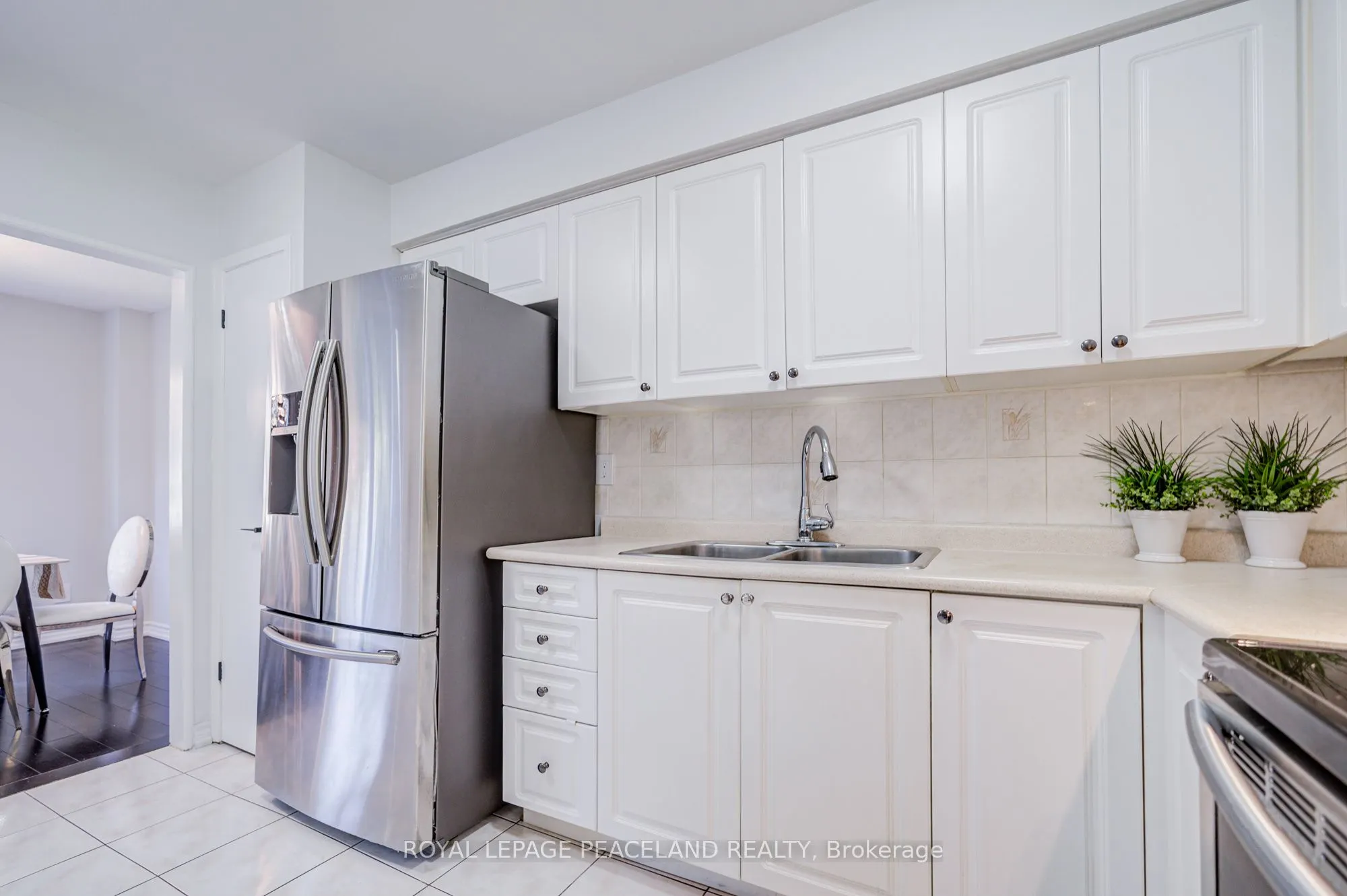 41 Mississauga Valley Boulevard, #12